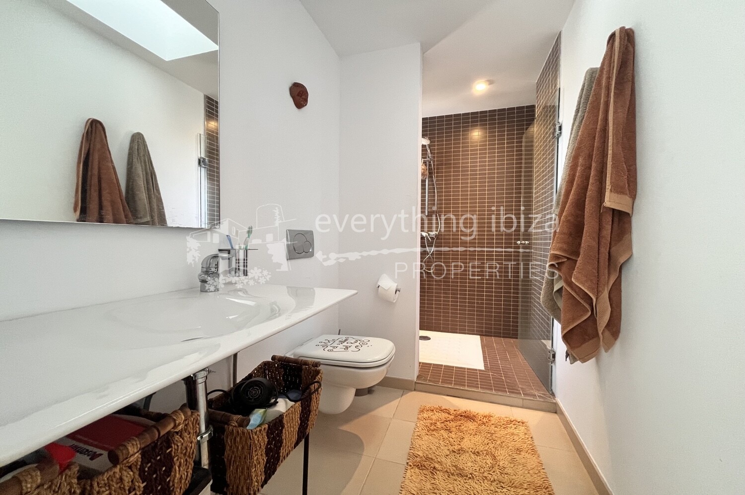 Contemporary Townhouse with Pool Close to the Sea & Local Amenities, ref.1743, for sale in Ibiza by everything ibiza Properties
