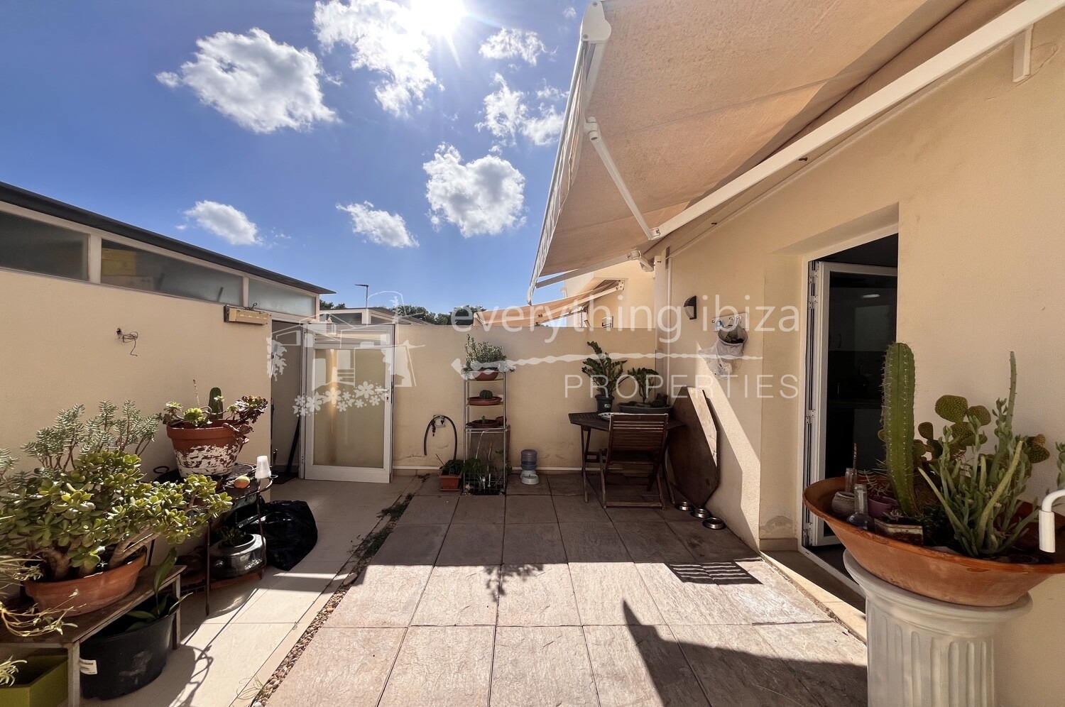 Contemporary Townhouse with Pool Close to the Sea & Local Amenities, ref.1743, for sale in Ibiza by everything ibiza Properties