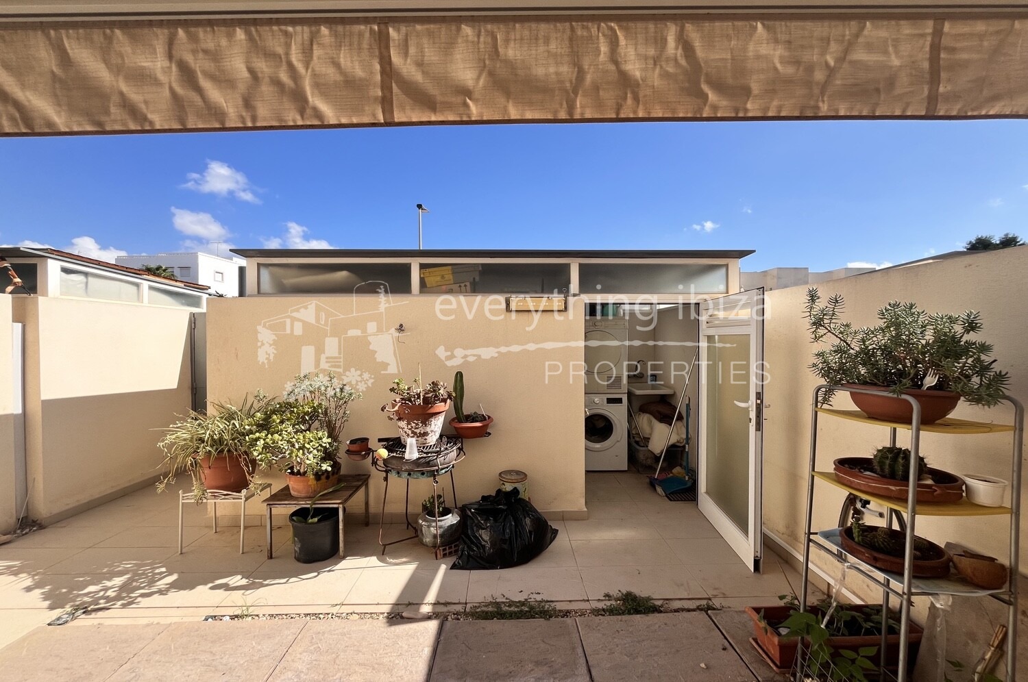 Contemporary Townhouse with Pool Close to the Sea & Local Amenities, ref.1743, for sale in Ibiza by everything ibiza Properties