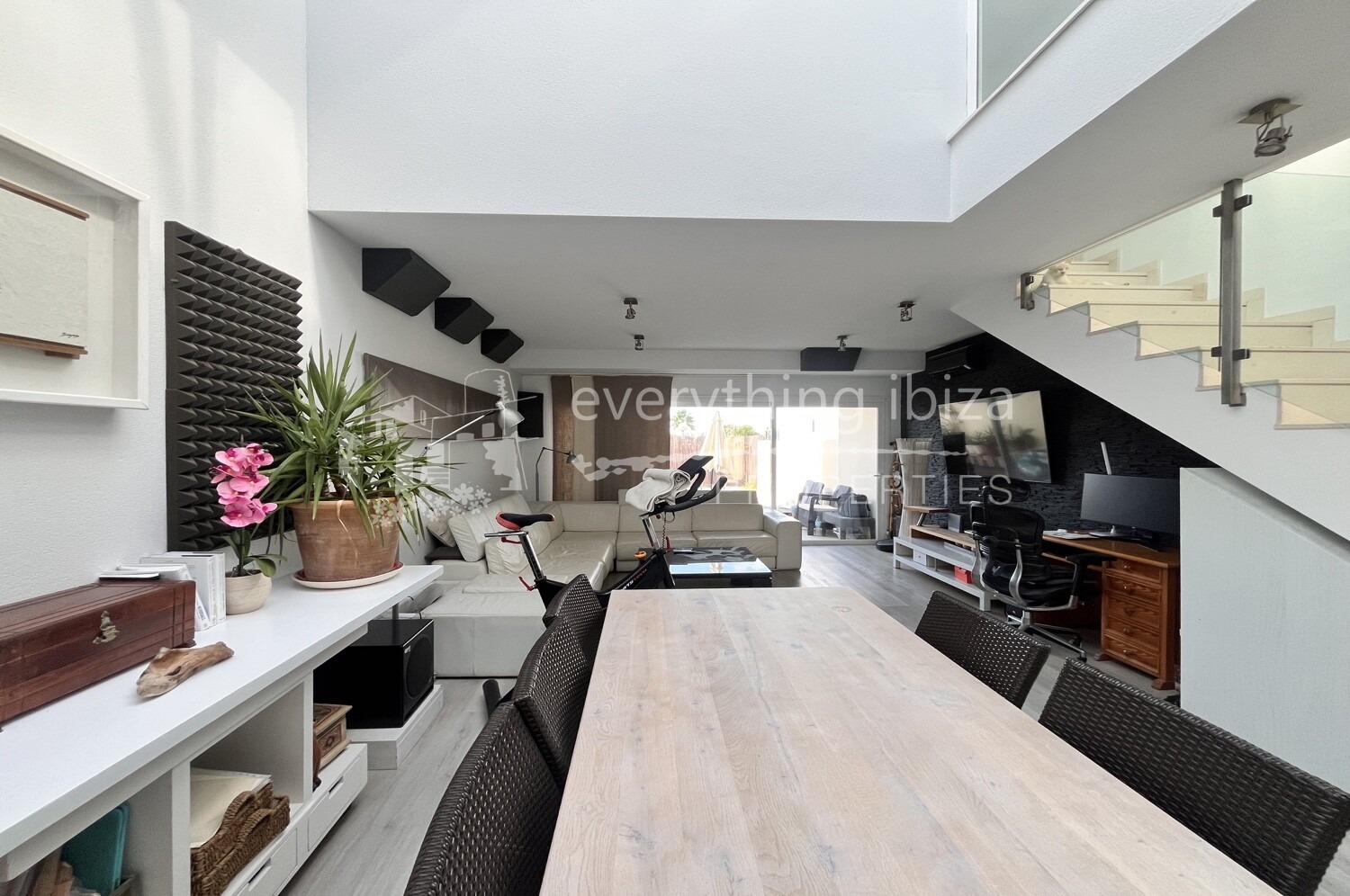 Contemporary Townhouse with Pool Close to the Sea & Local Amenities, ref.1743, for sale in Ibiza by everything ibiza Properties