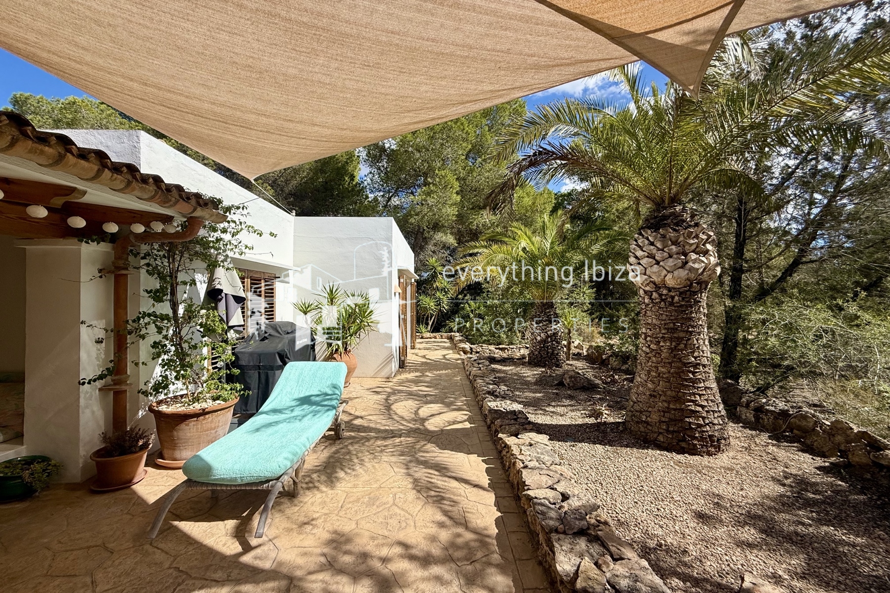 Mediterranean Style Villa on a Large Country Plot Oozing Charm and Character in Ibiza