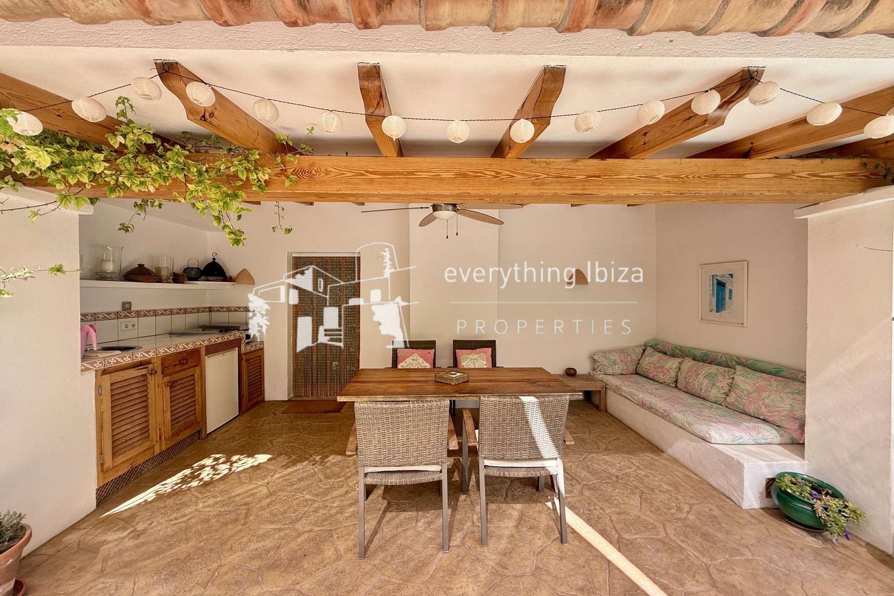 Mediterranean Style Villa on a Large Country Plot Oozing Charm and Character in Ibiza