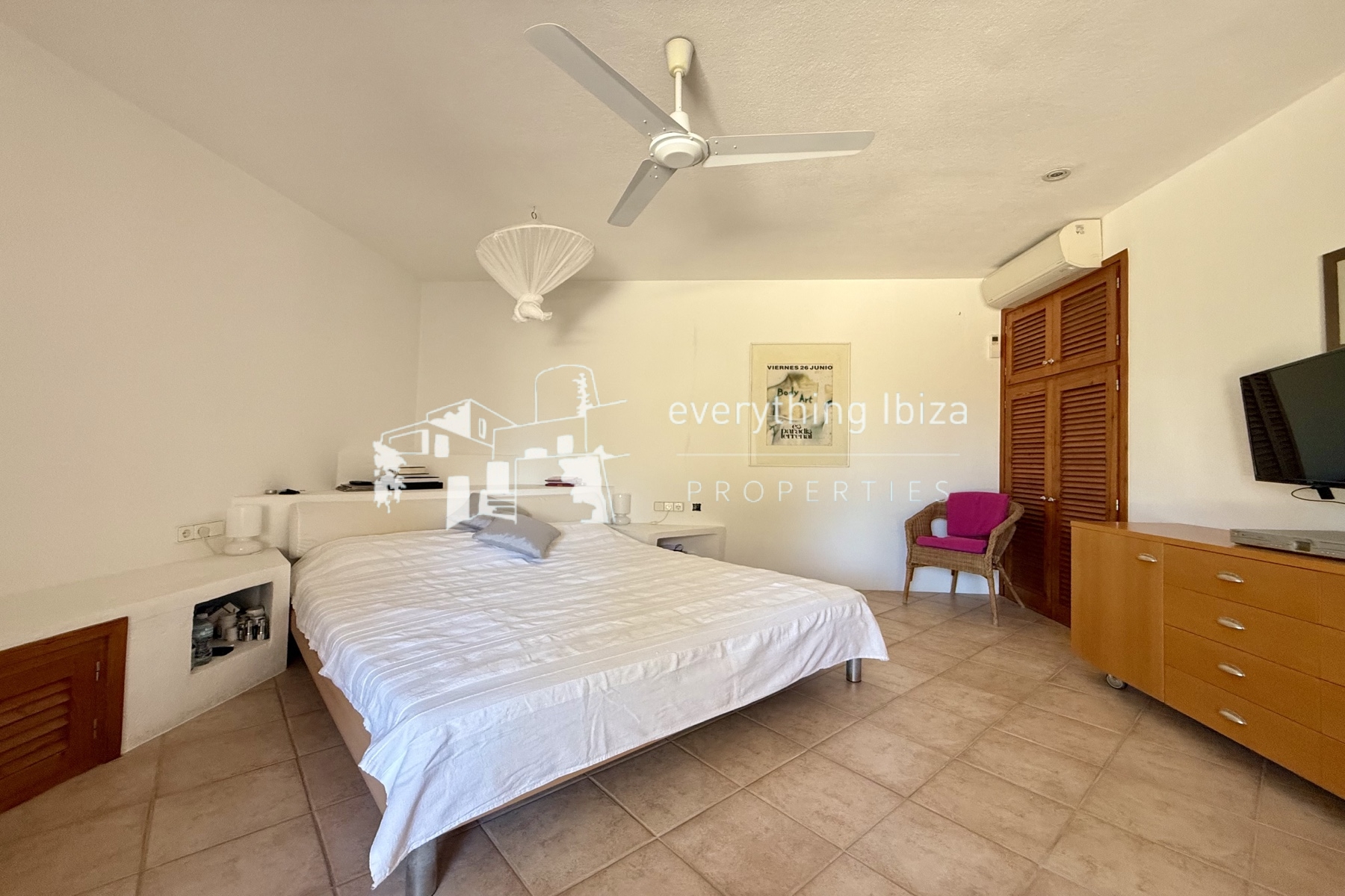 Mediterranean Style Villa on a Large Country Plot Oozing Charm and Character in Ibiza