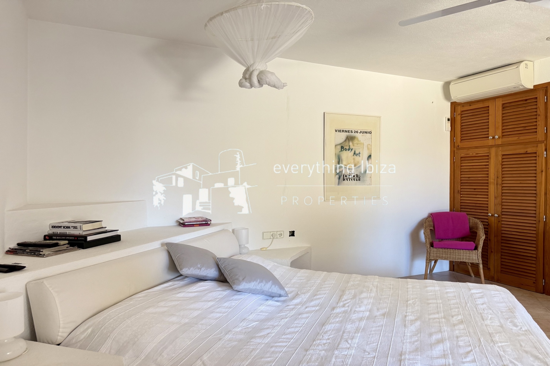 Mediterranean Style Villa on a Large Country Plot Oozing Charm and Character in Ibiza