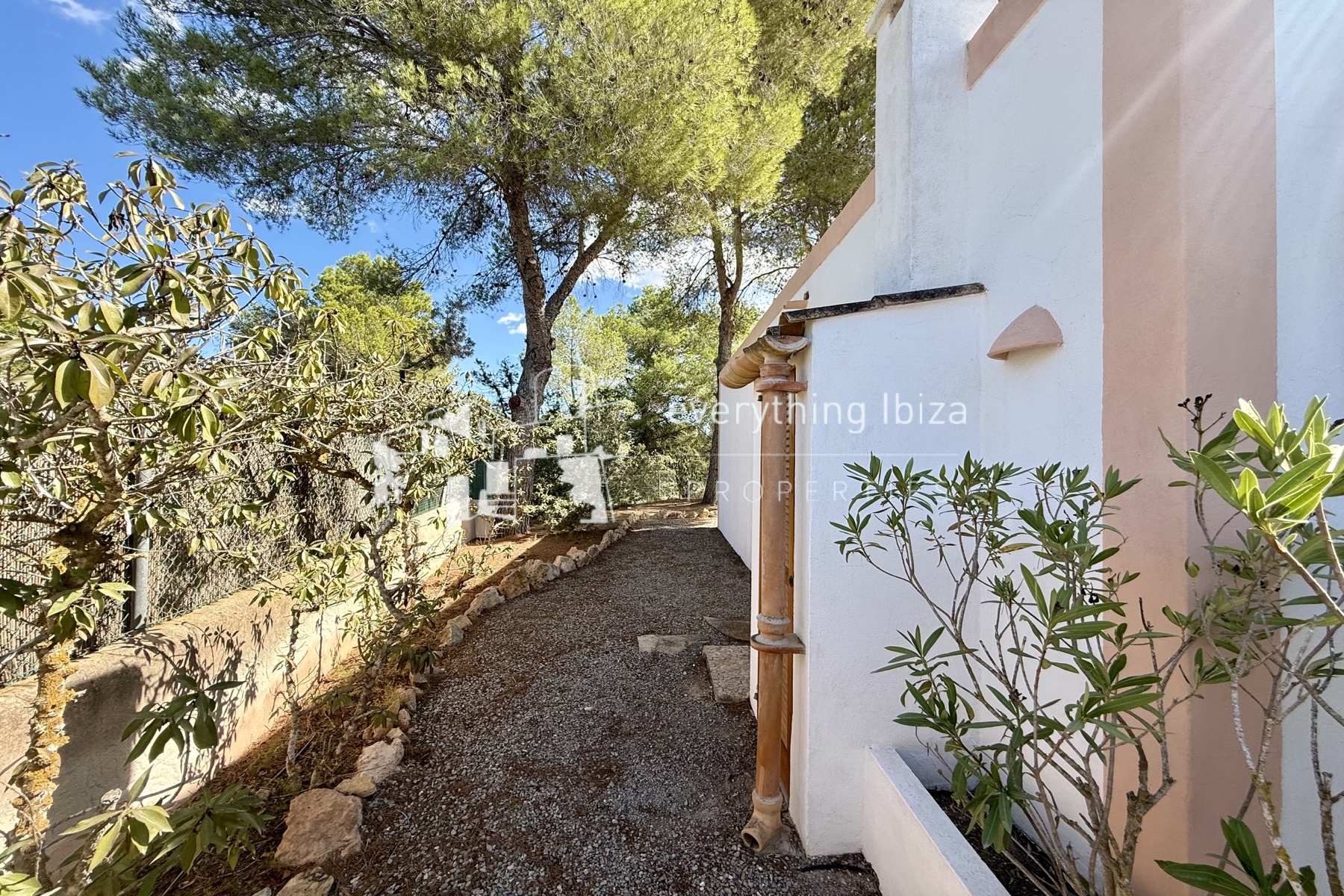 Mediterranean Style Villa on a Large Country Plot Oozing Charm and Character in Ibiza