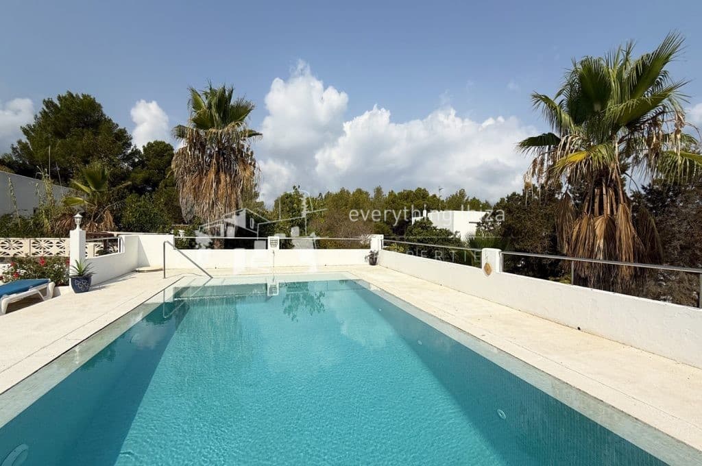 SOLD – Elegant Detached Villa with Pool, Super Bay Views and Close to the Area Amenities in San Agusti de Vedra — Villa