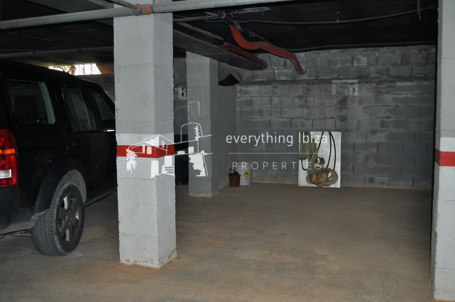 Chic Cosmopolitan 4 Bedroomed Frontline Apartment with Amazing Sea and Sunset Views in Ibiza