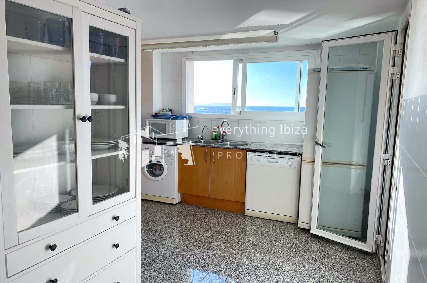 Chic Cosmopolitan 4 Bedroomed Frontline Apartment with Amazing Sea and Sunset Views in Ibiza