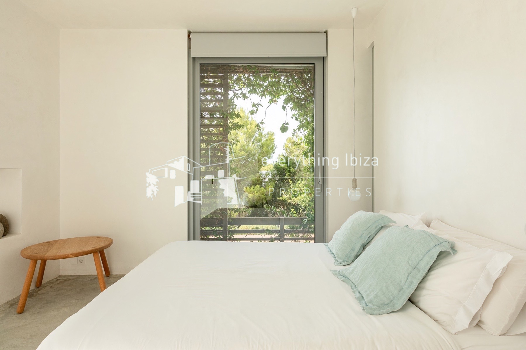 Exquisite Modern Villa Close to the Beach with Panoramic Views and Tourist License in Ibiza