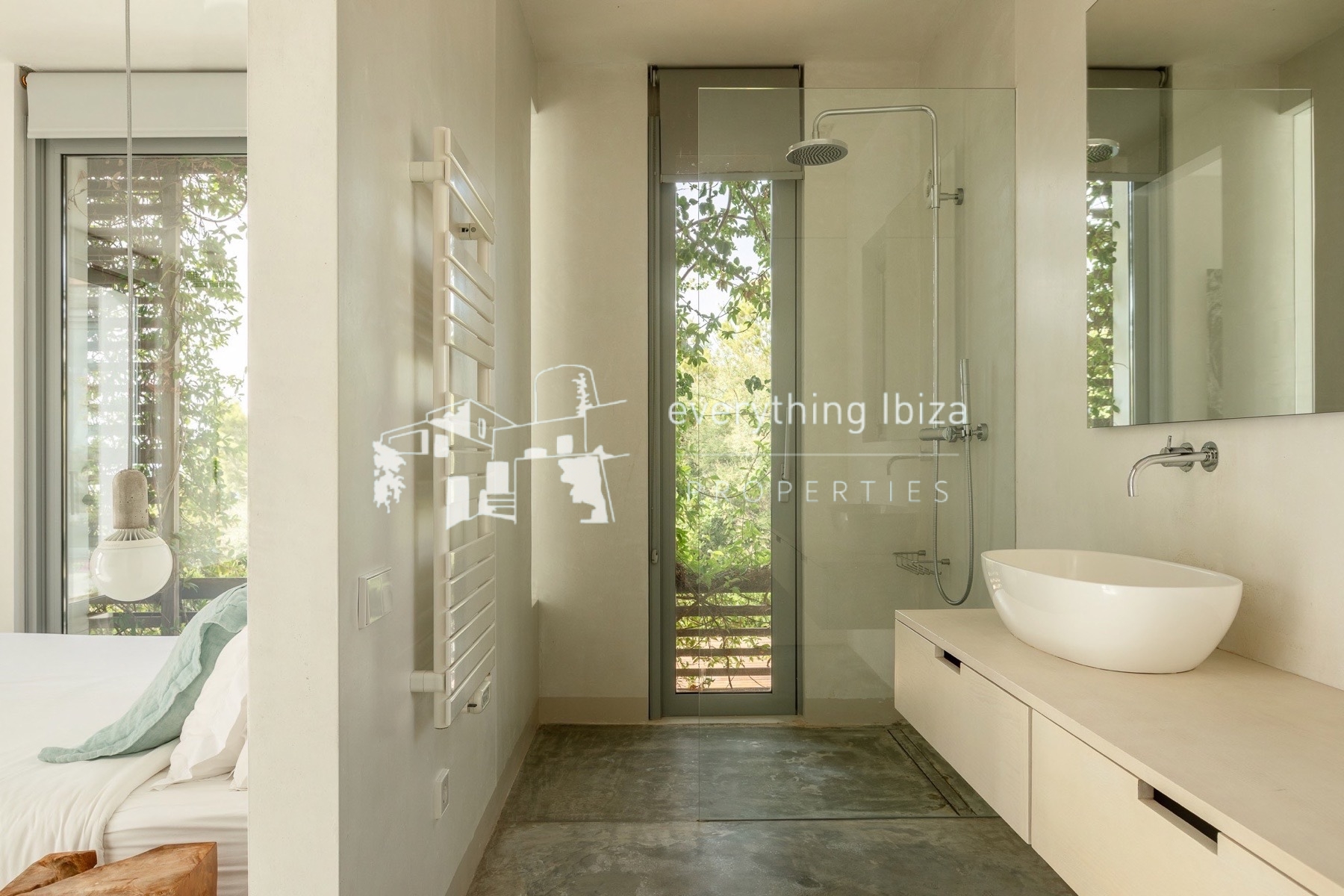 Exquisite Modern Villa Close to the Beach with Panoramic Views and Tourist License in Ibiza