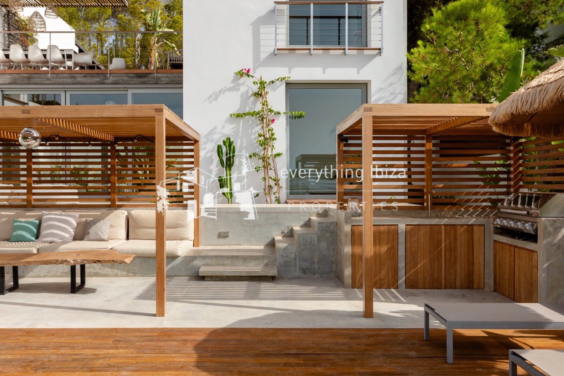 Exquisite Modern Villa Close to the Beach with Panoramic Views and Tourist License in Ibiza