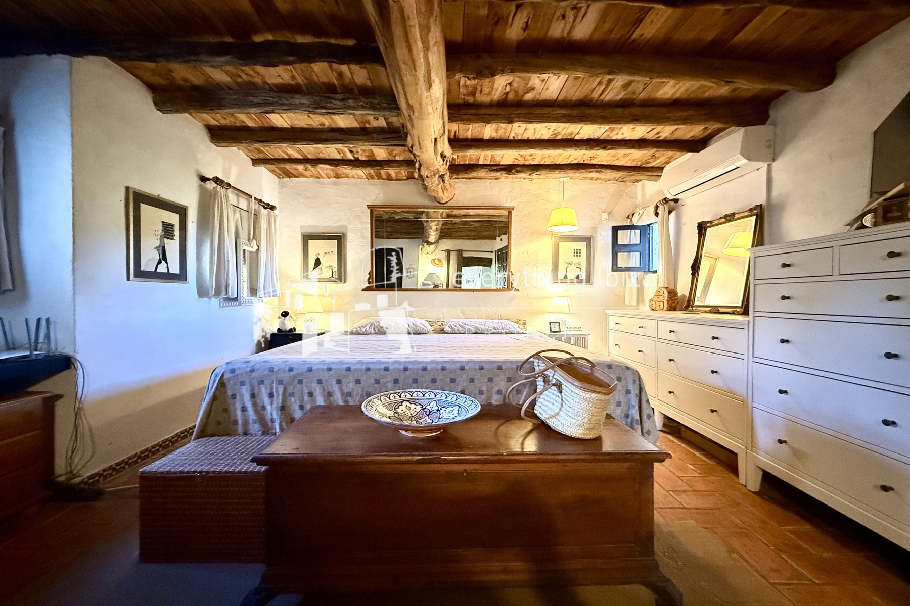 Historic Country Finca Oozing Character and Charm Set in Super San Jose Location by everything ibiza Properties - ref. 1859