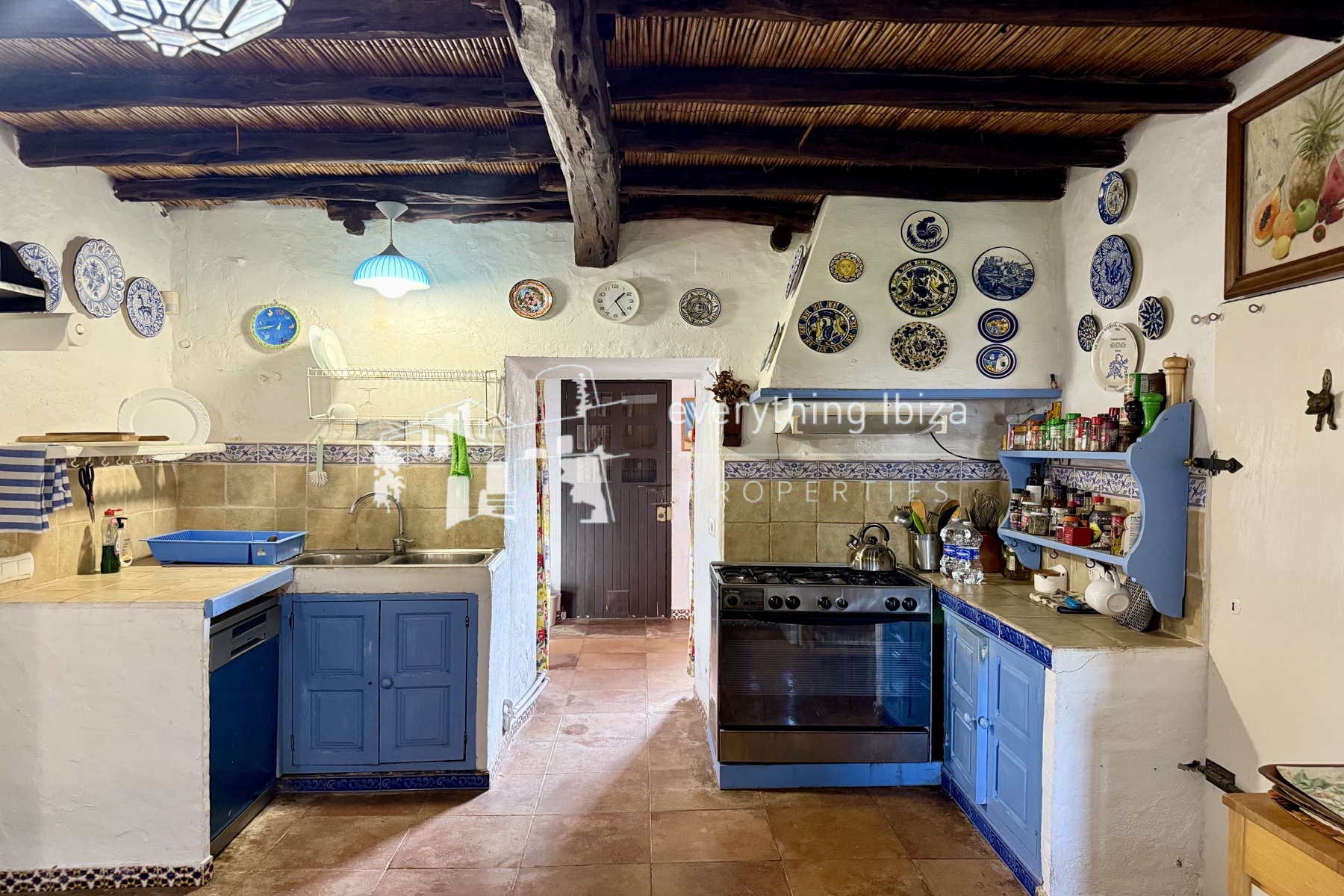 Historic Country Finca Oozing Character and Charm Set in Super San Jose Location by everything ibiza Properties - ref. 1859