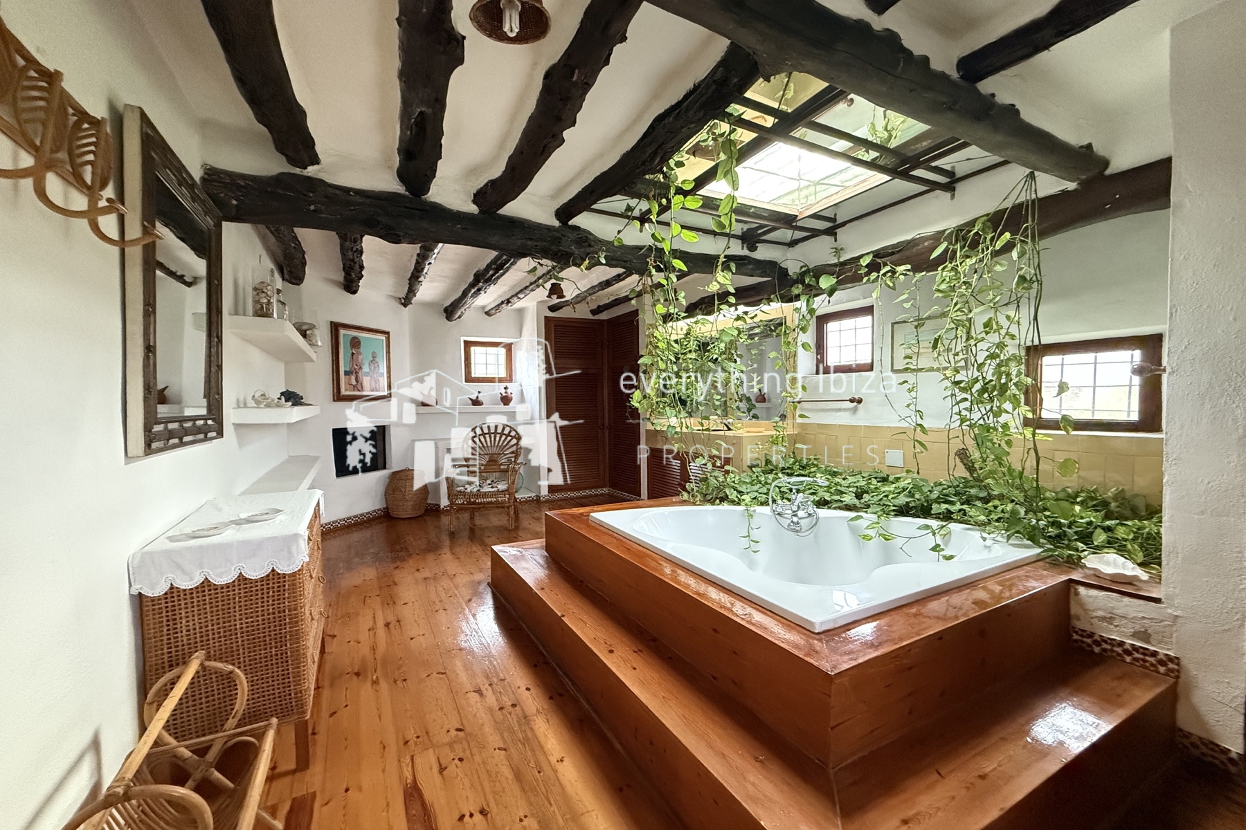 Historic Country Finca Oozing Character and Charm Set in Super San Jose Location by everything ibiza Properties - ref. 1859