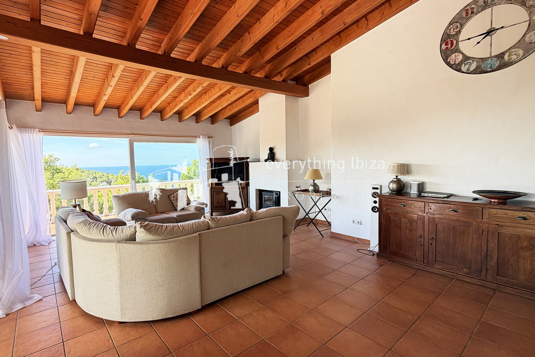 Classically beautiful Mediterranean villa with full tourist license in Ibiza by everything ibiza Properties - ref. 1861