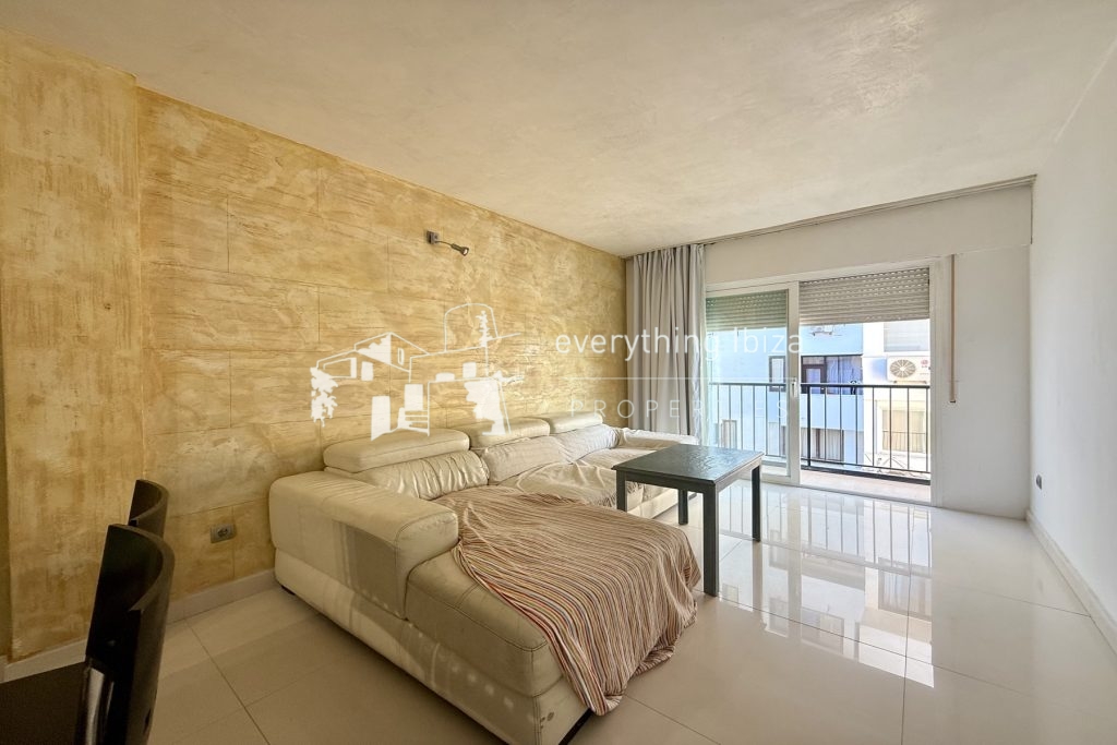 SOLD STC – Superbly Located Modern 3 Bedroomed Apartment Close to All the Resort Amenities in San Antonio Abad — Apartment