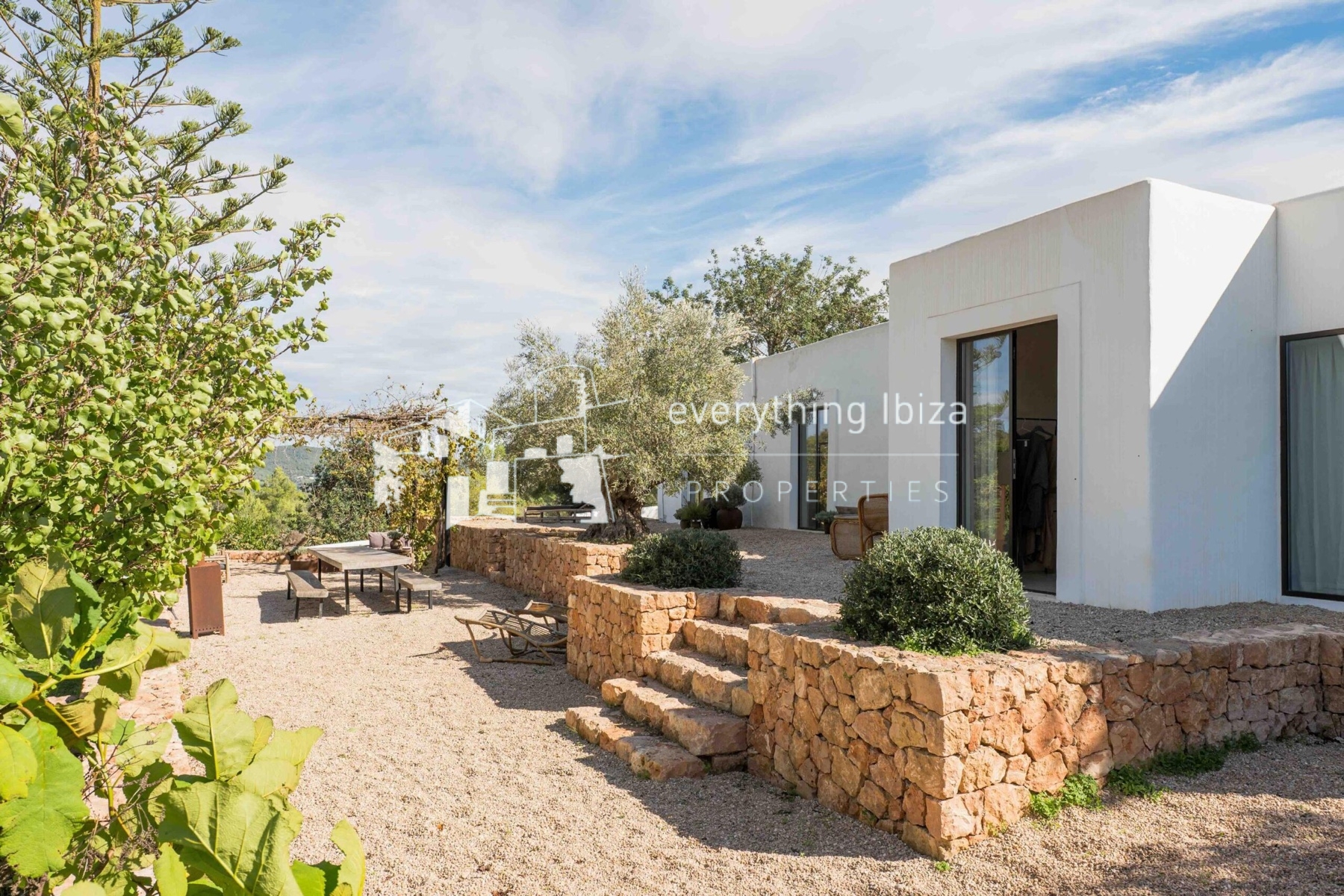 Beautifully Designed Ibiza Finca on a Huge Plot in Super Sought After Location by everything ibiza Properties - ref. 1862