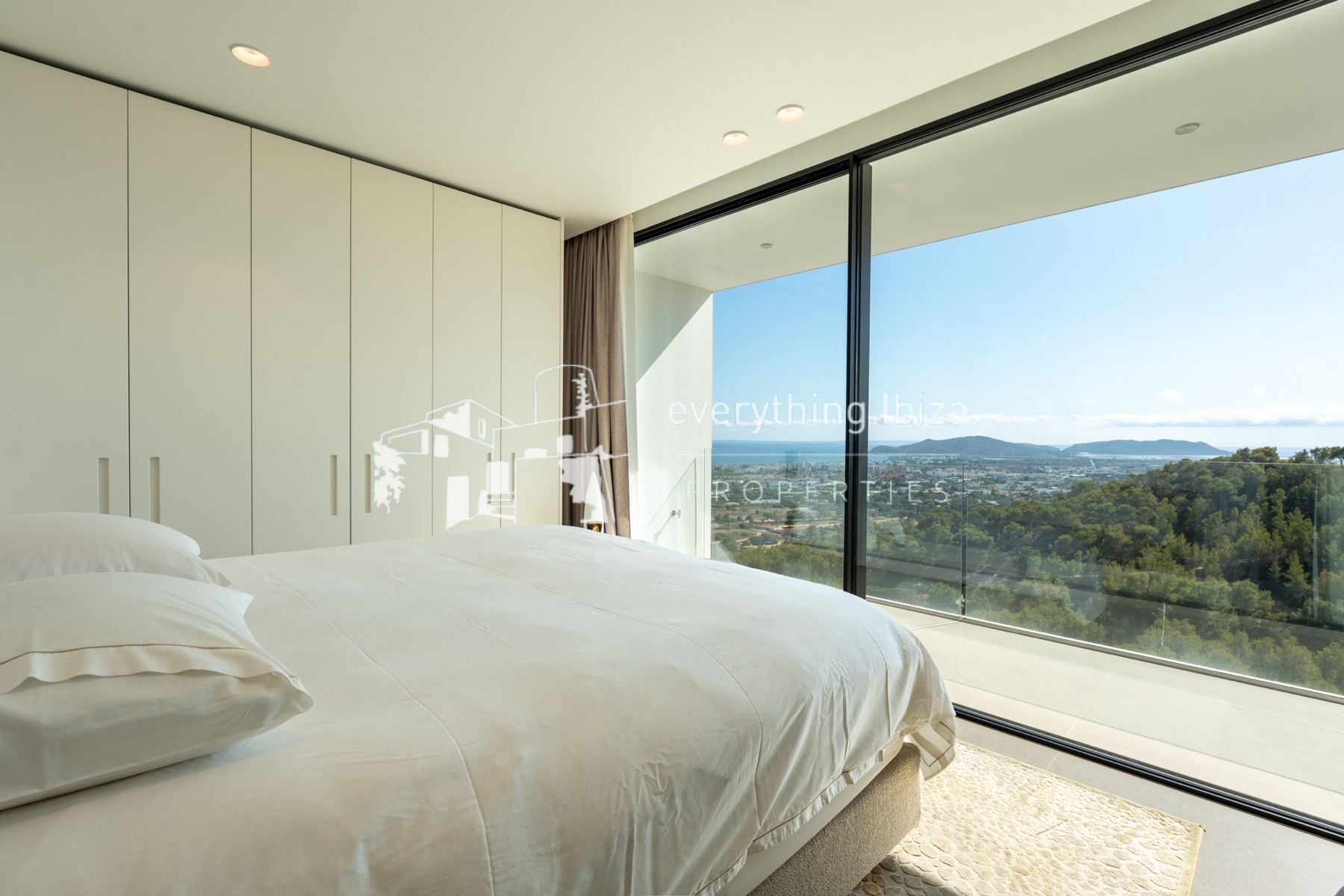 Chic Cosmopolitan Villa Close to Ibiza Town with Stunning Panoramic Elevated Views by everything ibiza Properties - ref. 1863