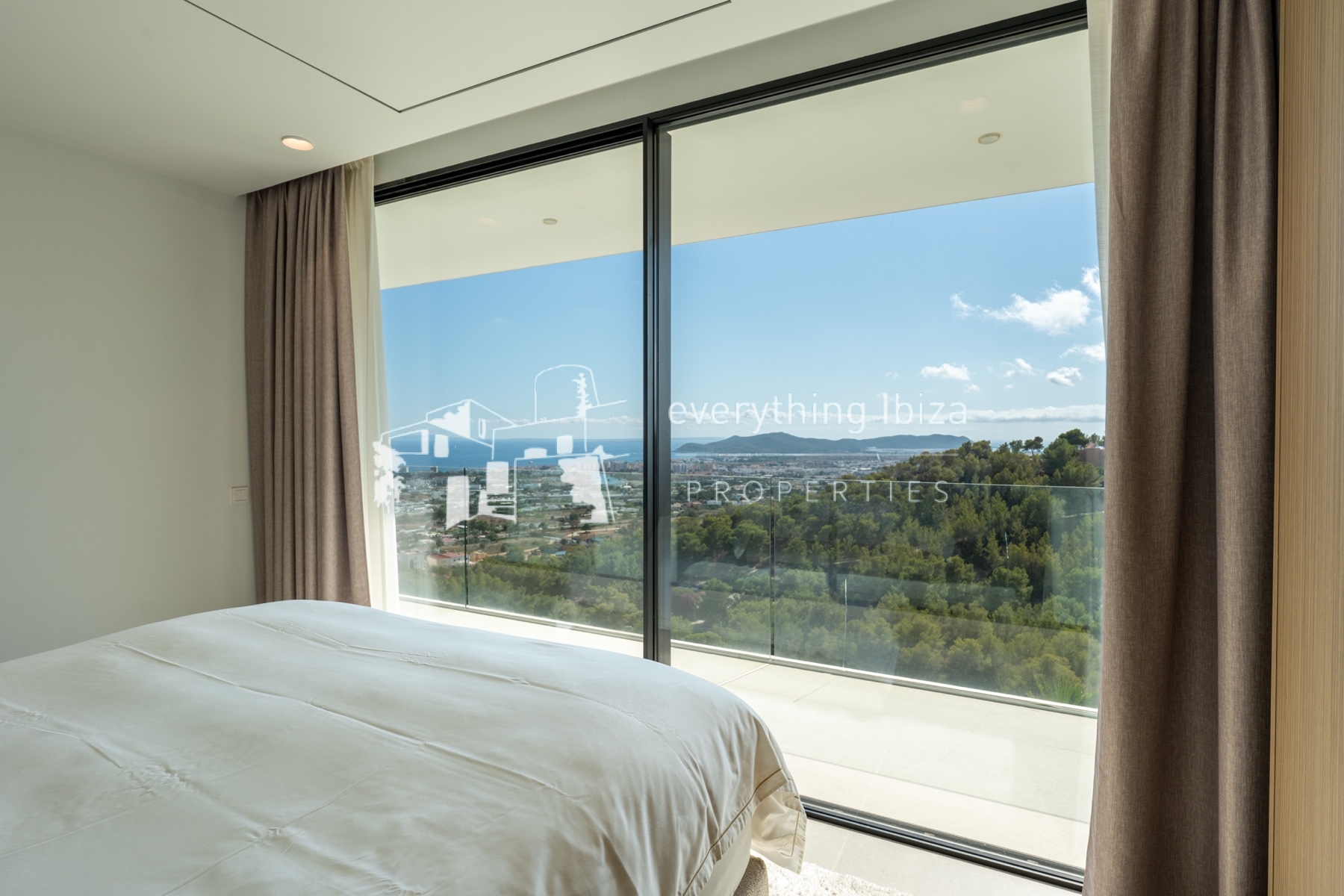 Chic Cosmopolitan Villa Close to Ibiza Town with Stunning Panoramic Elevated Views by everything ibiza Properties - ref. 1863