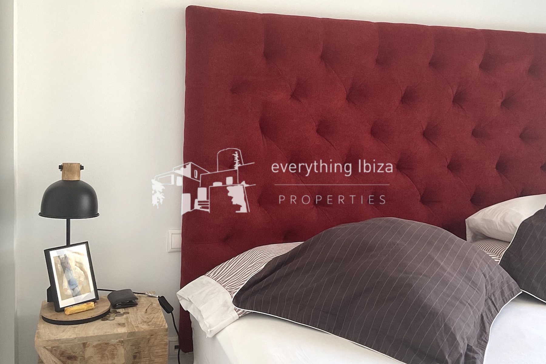Impressive 2 Bed Apartment in Elite Residential Complex Close to Cala Tarida Beach by everything ibiza Properties - ref. 1864