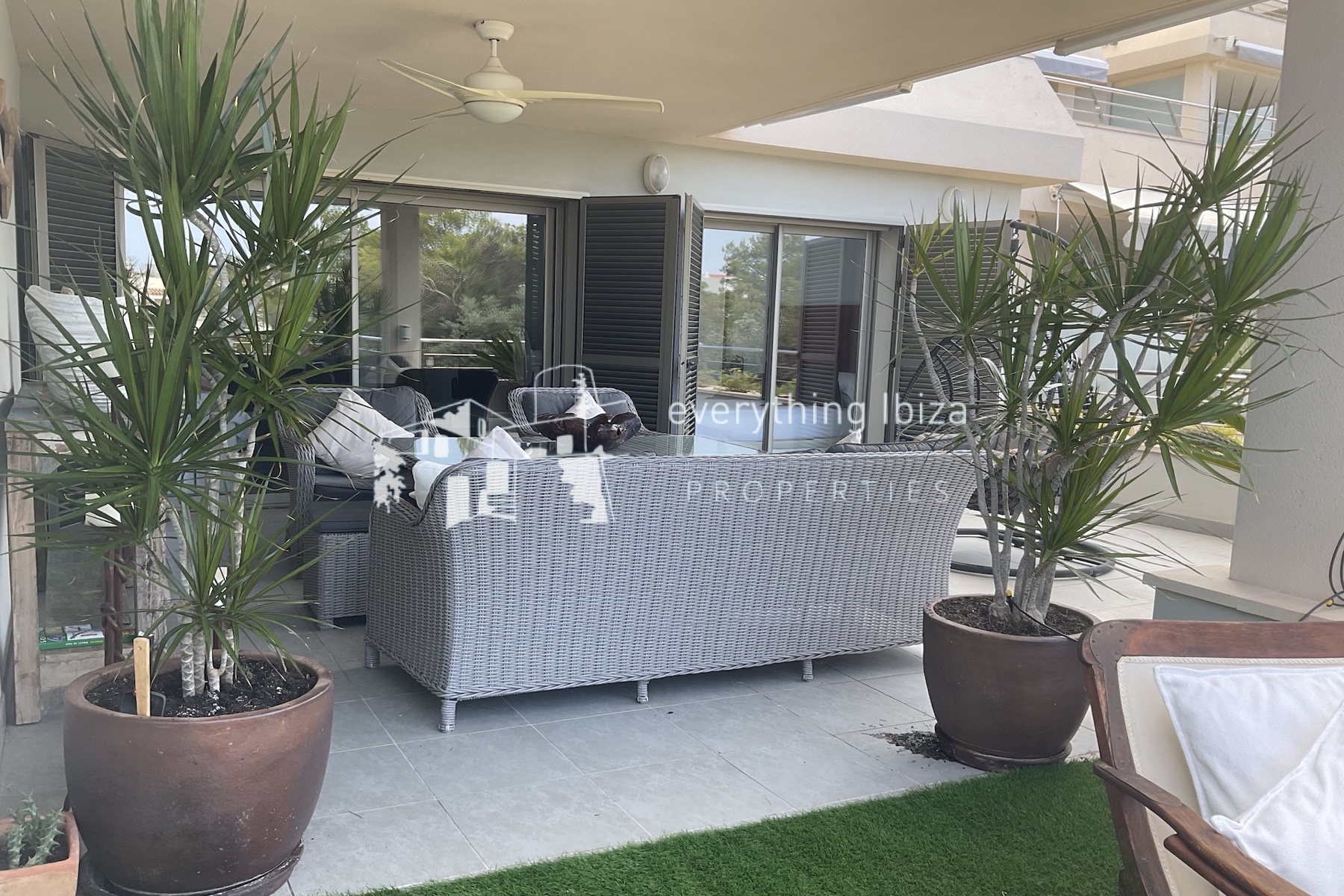 Impressive 2 Bed Apartment in Elite Residential Complex Close to Cala Tarida Beach by everything ibiza Properties - ref. 1864