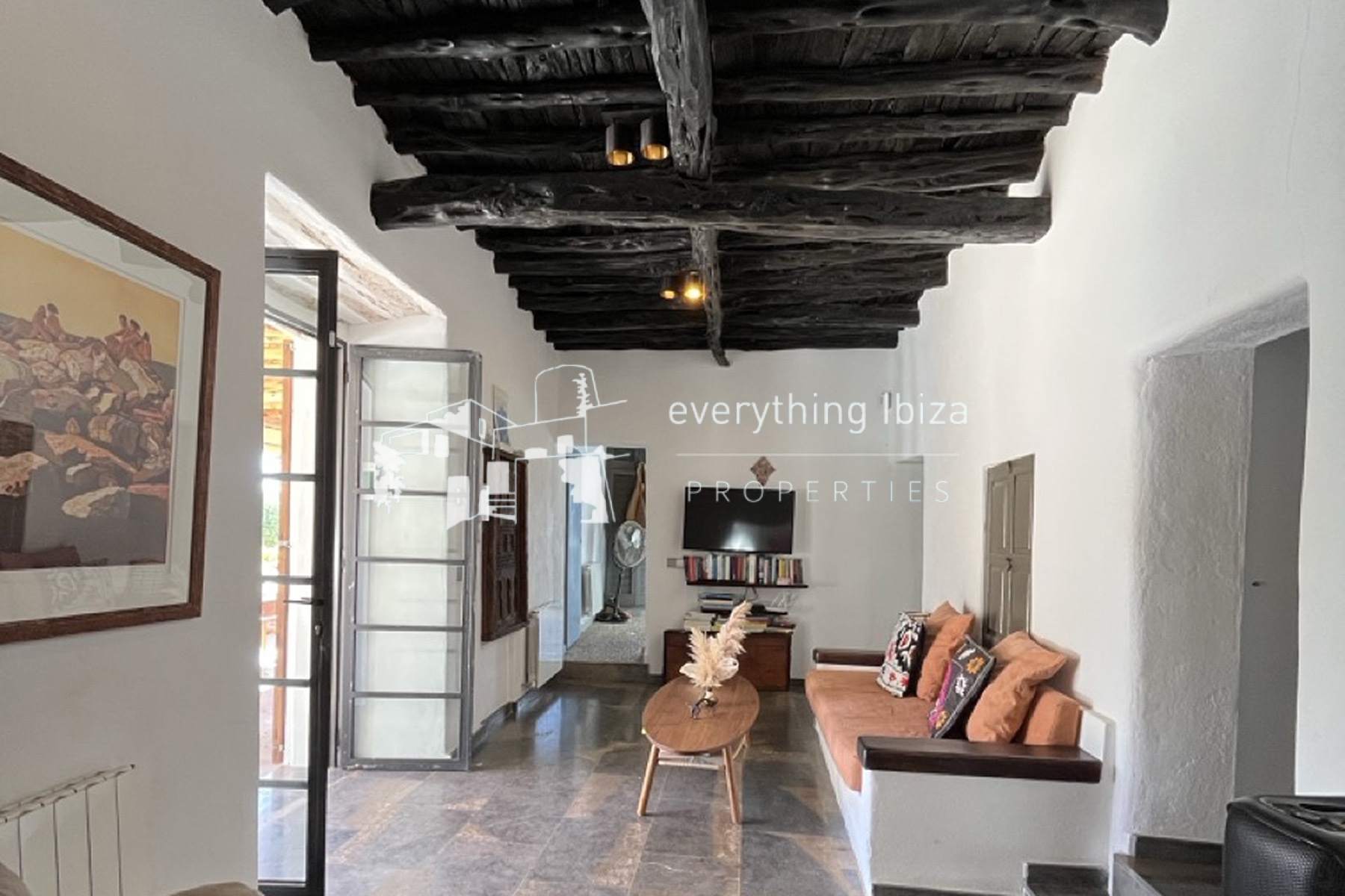 Traditional Ibiza Finca with Pool and Tourist License Set in a Stunning Rural Setting by everything ibiza Properties - ref. 1865