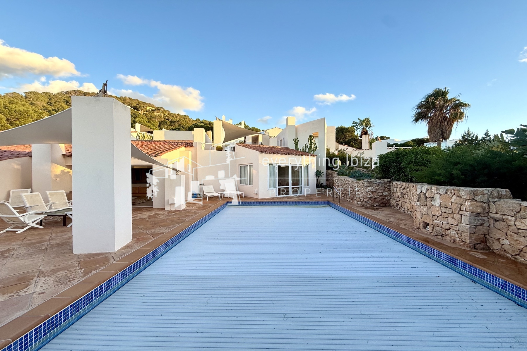 Two Charming Villas Close to the Beach with Private Pool and Stunning Panoramic Views by everything ibiza Properties - ref. 1871