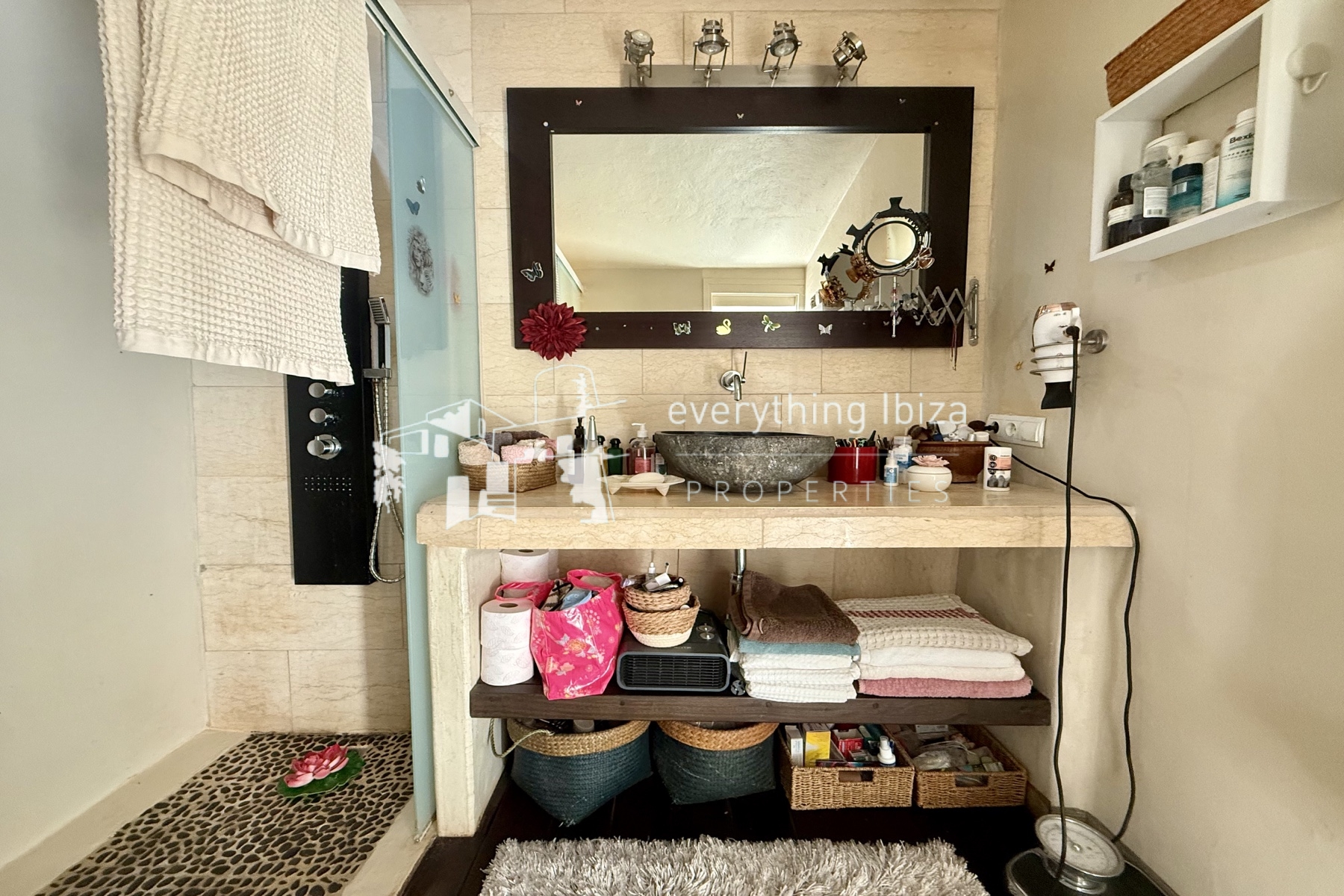 Two Charming Villas Close to the Beach with Private Pool and Stunning Panoramic Views by everything ibiza Properties - ref. 1871