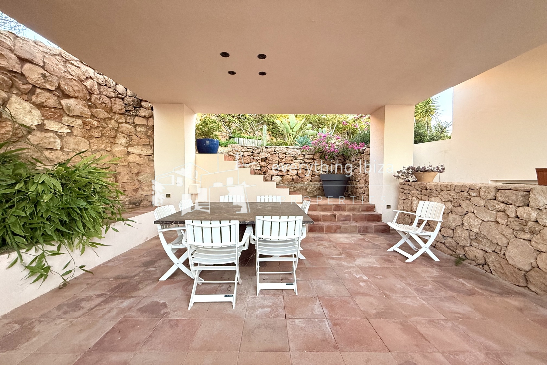 Two Charming Villas Close to the Beach with Private Pool and Stunning Panoramic Views by everything ibiza Properties - ref. 1871