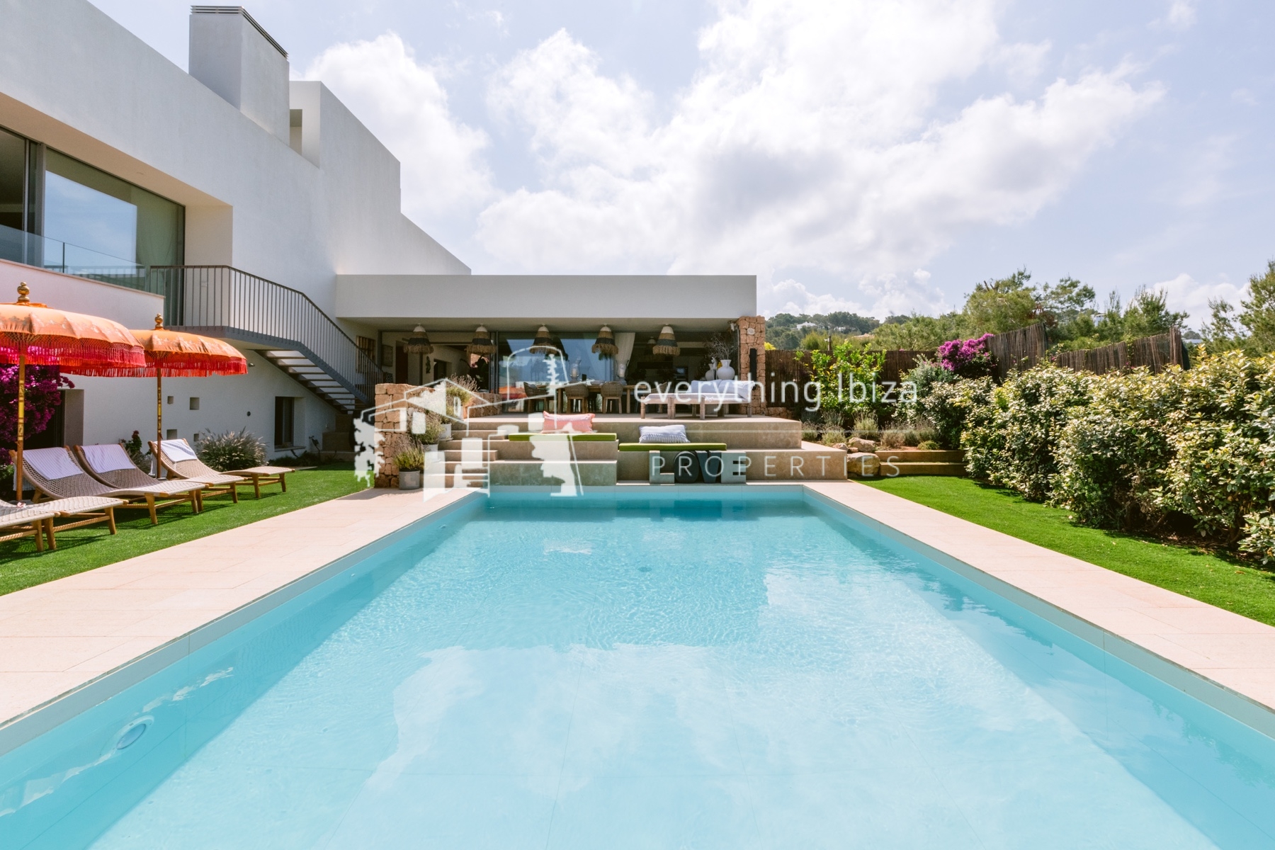 Luxury Mediterranean Villa Close to Amazing Beaches with Stunning Sea and Sunset Views by everything ibiza Properties - ref. 1872