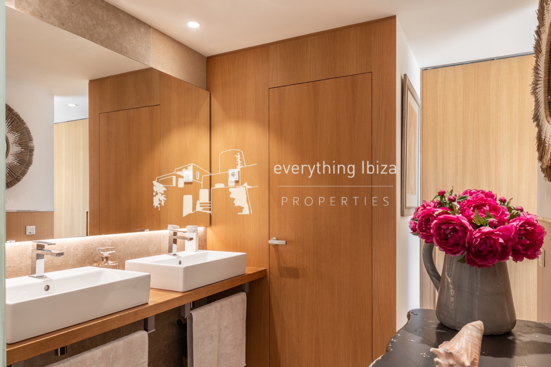 Luxury Mediterranean Villa Close to Amazing Beaches with Stunning Sea and Sunset Views by everything ibiza Properties - ref. 1872