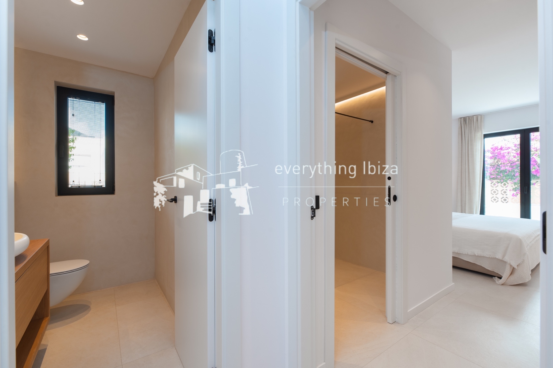 Exquisite Modern Luxury Villa with Private Pool and Super Views Over to Dalt Vila - ref. 1873 - by everything ibiza Properties