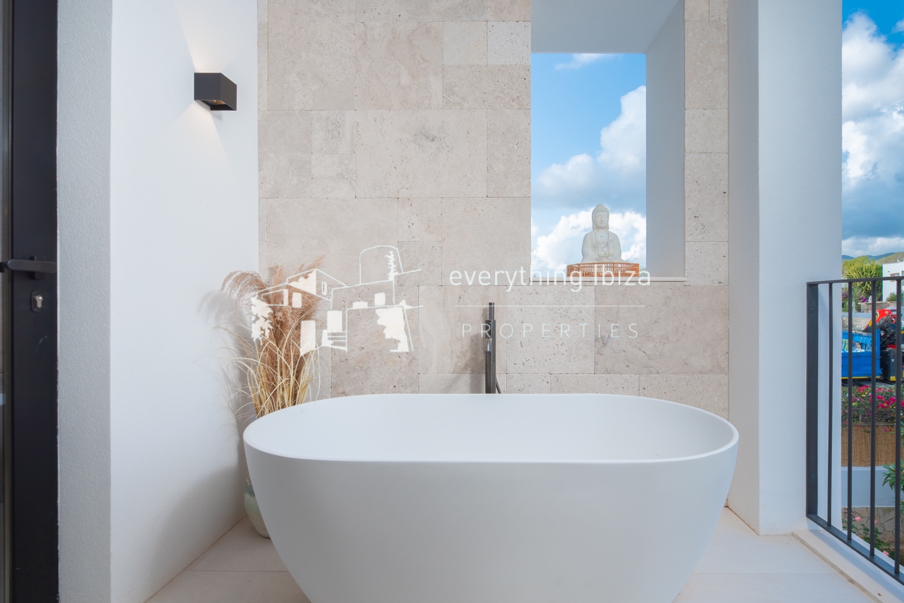 Exquisite Modern Luxury Villa with Private Pool and Super Views Over to Dalt Vila - ref. 1873 - by everything ibiza Properties