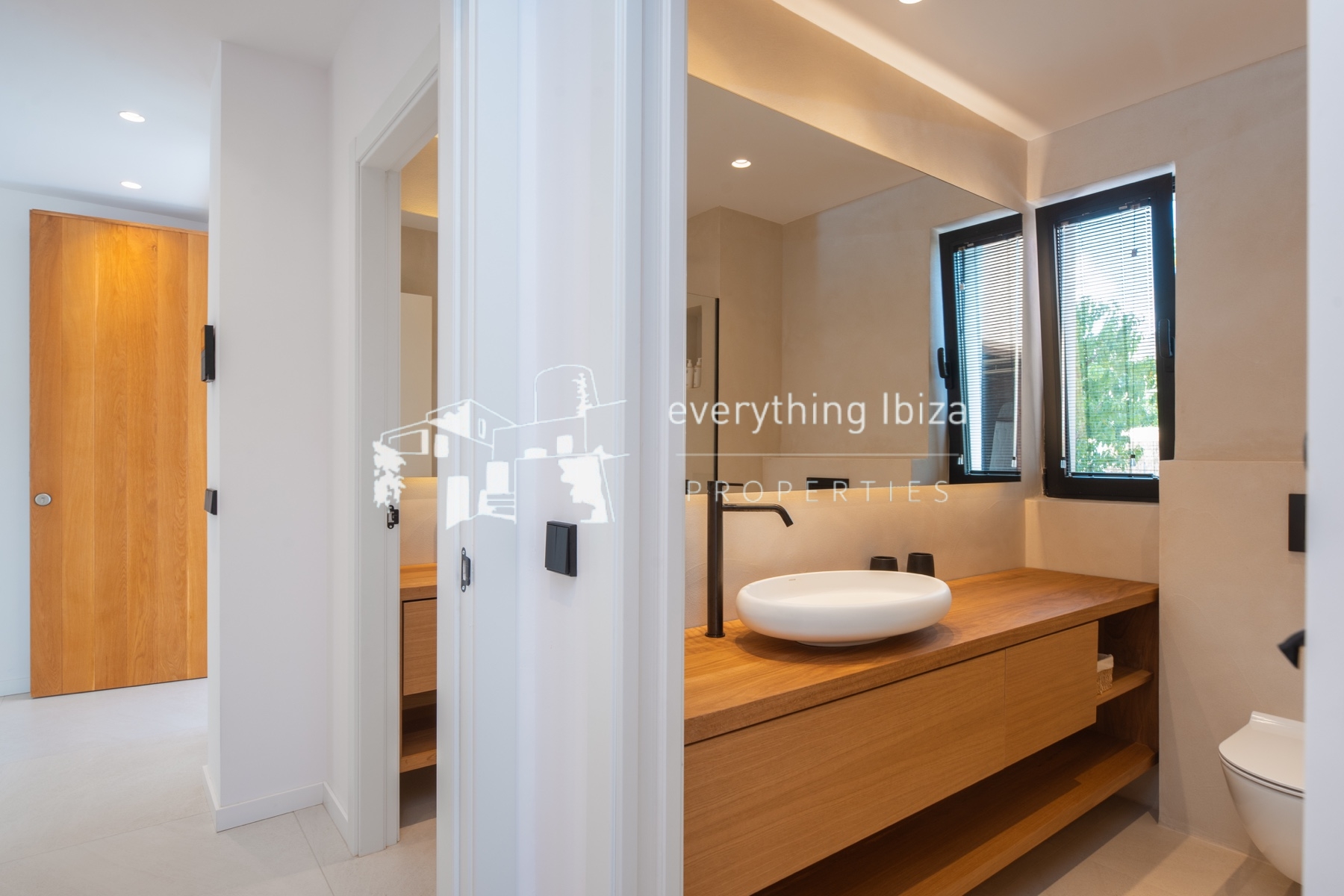 Exquisite Modern Luxury Villa with Private Pool and Super Views Over to Dalt Vila - ref. 1873 - by everything ibiza Properties