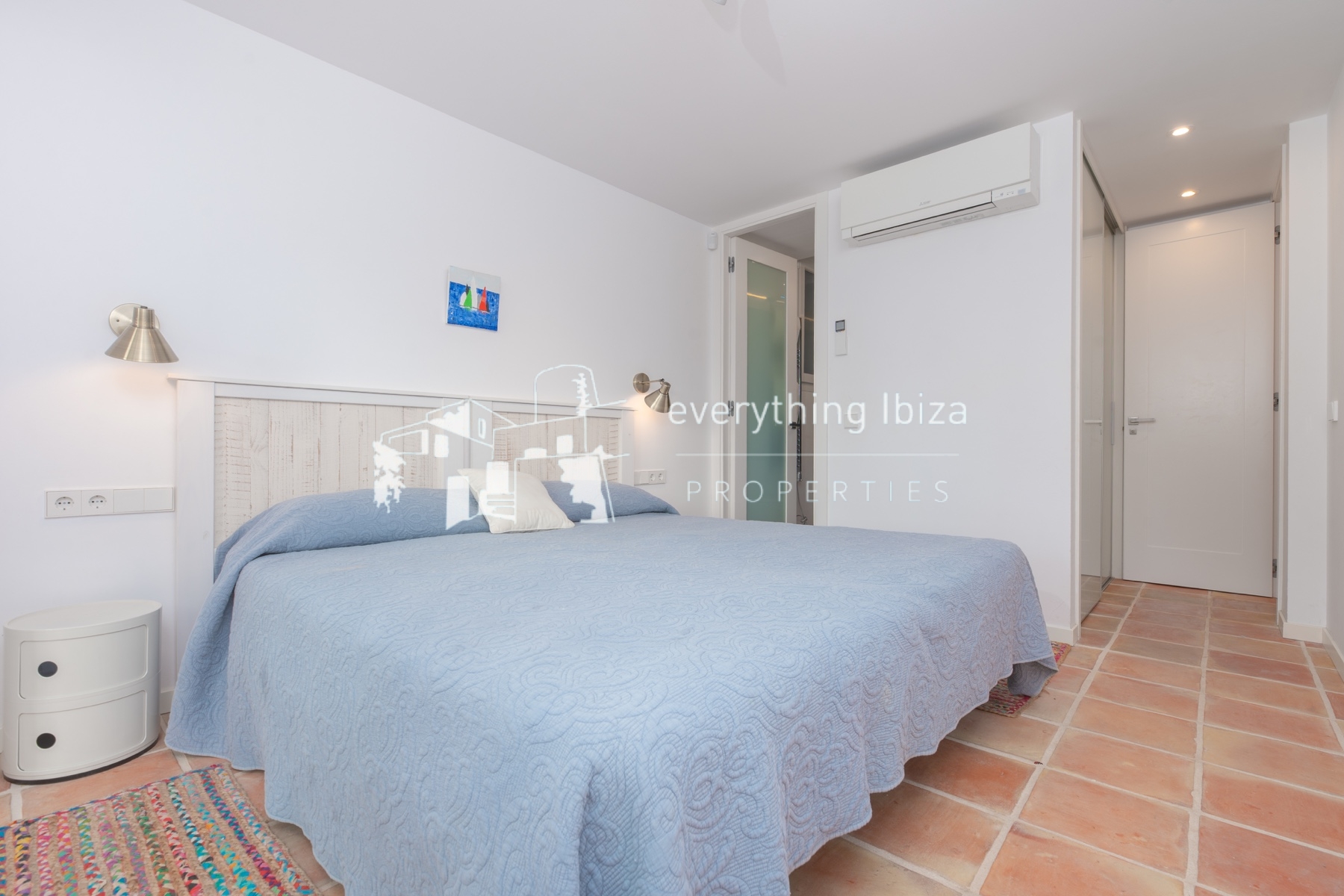 Elegant Modern Villa with Private Infinity Pool, Mediterranean Gardens and Panoramic Views - ref. 1876 - by everything ibiza Properties