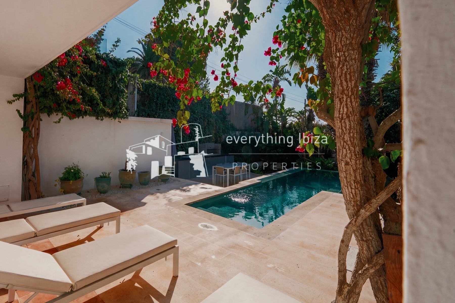 Elegant Modern Villa with Private Infinity Pool, Mediterranean Gardens and Panoramic Views - ref. 1876 - by everything ibiza Properties