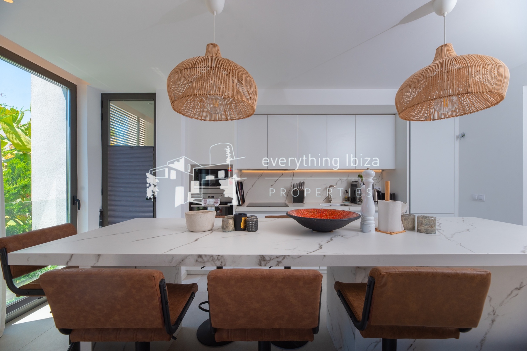 Contemporary Penthouse Apartment in Jesus with Super Rooftop Terrace and Pool - ref. 1877 - by everything ibiza Properties