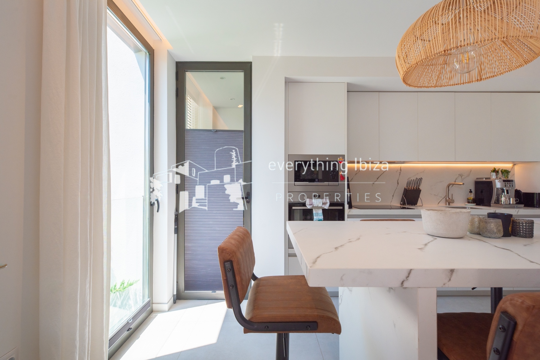 Contemporary Penthouse Apartment in Jesus with Super Rooftop Terrace and Pool - ref. 1877 - by everything ibiza Properties