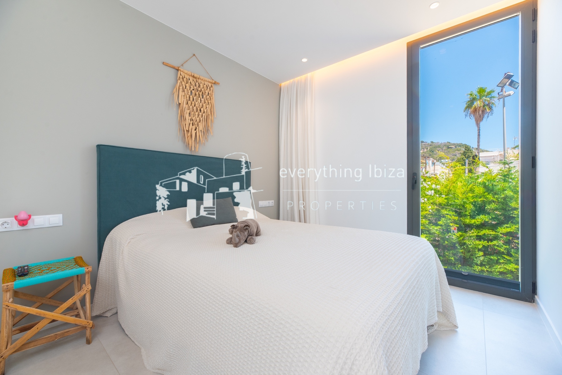 Contemporary Penthouse Apartment in Jesus with Super Rooftop Terrace and Pool - ref. 1877 - by everything ibiza Properties