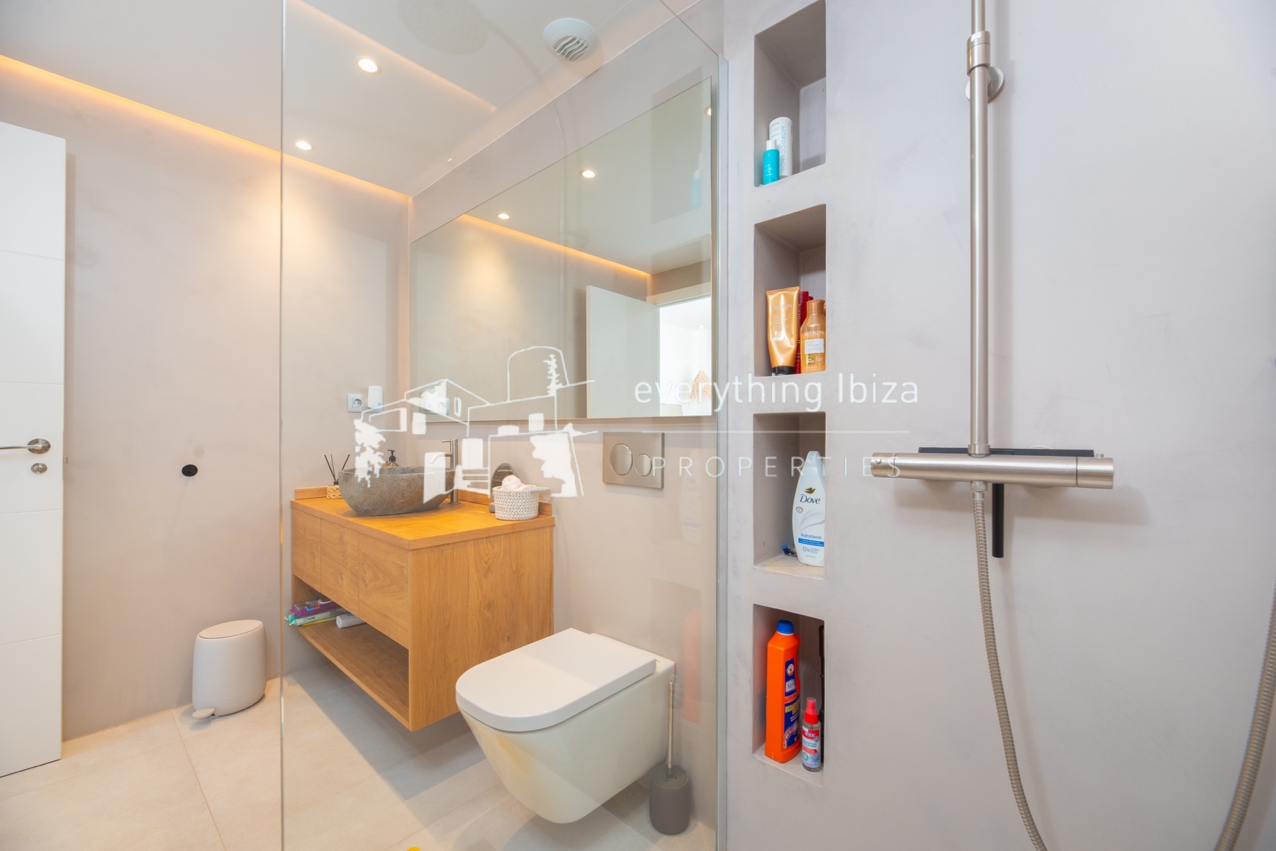 Contemporary Penthouse Apartment in Jesus with Super Rooftop Terrace and Pool - ref. 1877 - by everything ibiza Properties