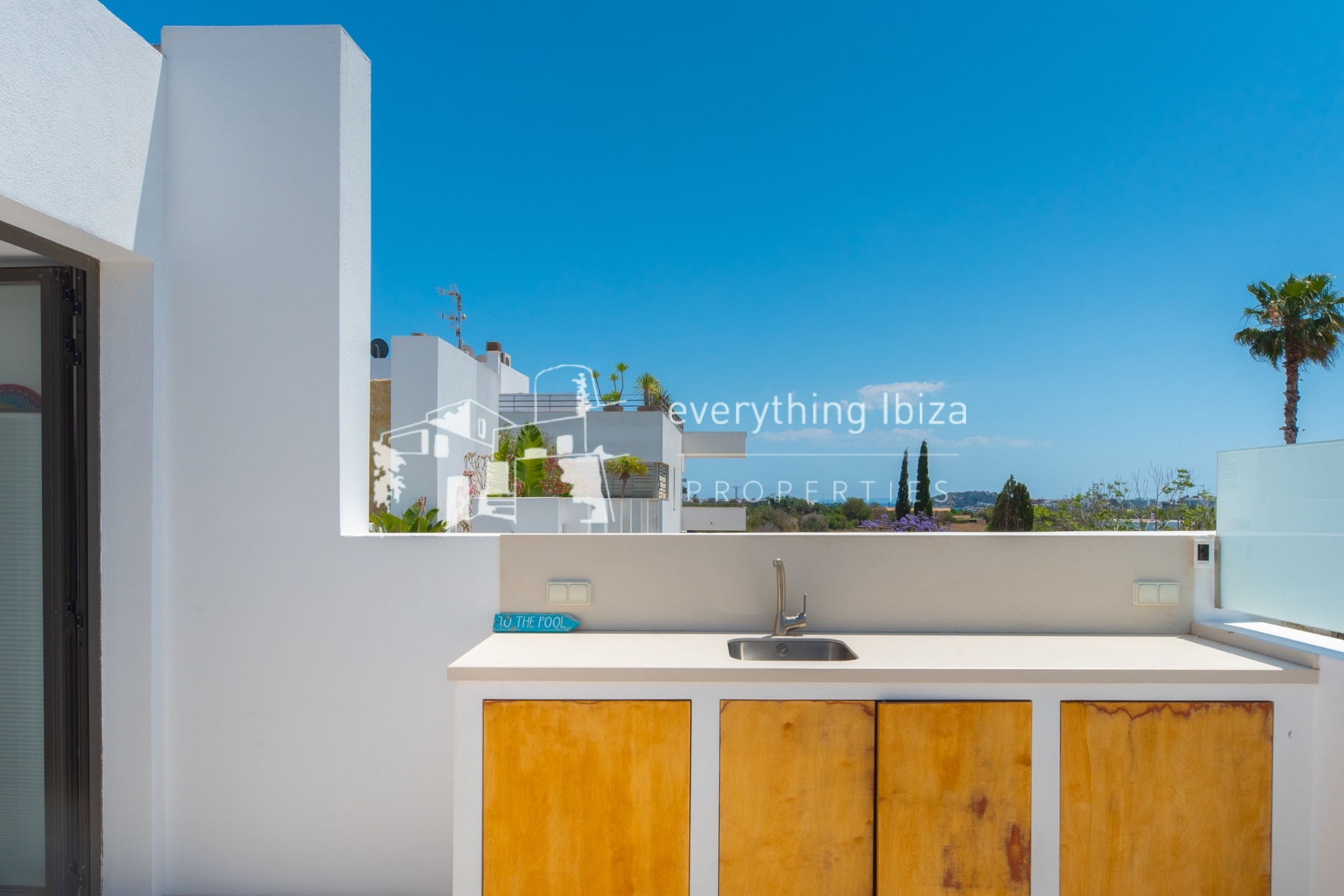 Contemporary Penthouse Apartment in Jesus with Super Rooftop Terrace and Pool - ref. 1877 - by everything ibiza Properties