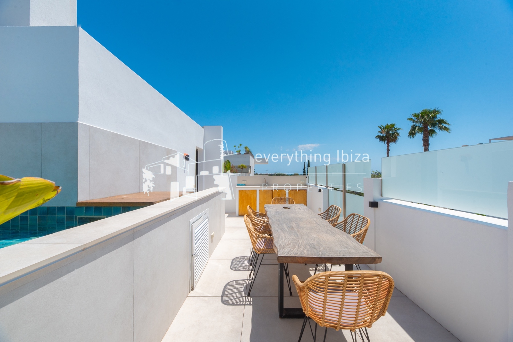 Contemporary Penthouse Apartment in Jesus with Super Rooftop Terrace and Pool - ref. 1877 - by everything ibiza Properties