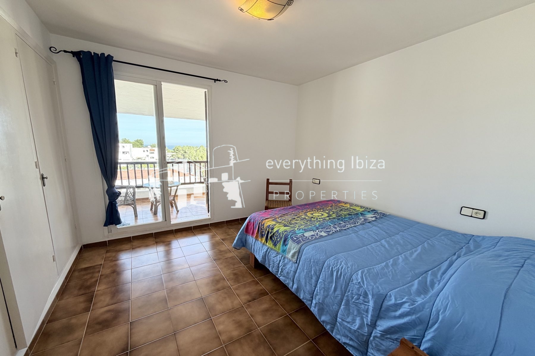 Cosy Homely Penthouse Apartment Close to the Nearby Beach with Sea and Coastal Views - ref. 1879 - by everything ibiza Properties