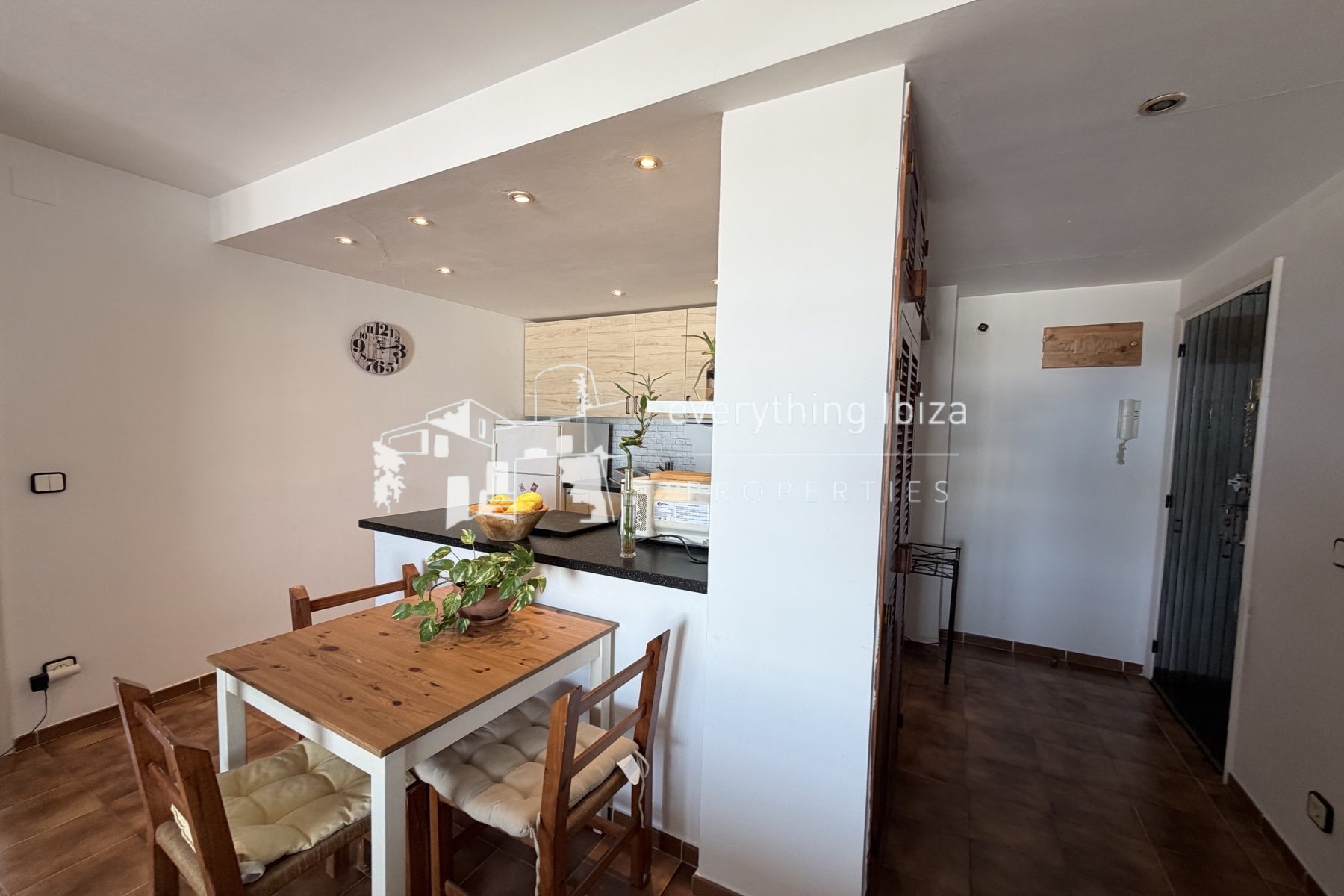 Cosy Homely Penthouse Apartment Close to the Nearby Beach with Sea and Coastal Views - ref. 1879 - by everything ibiza Properties