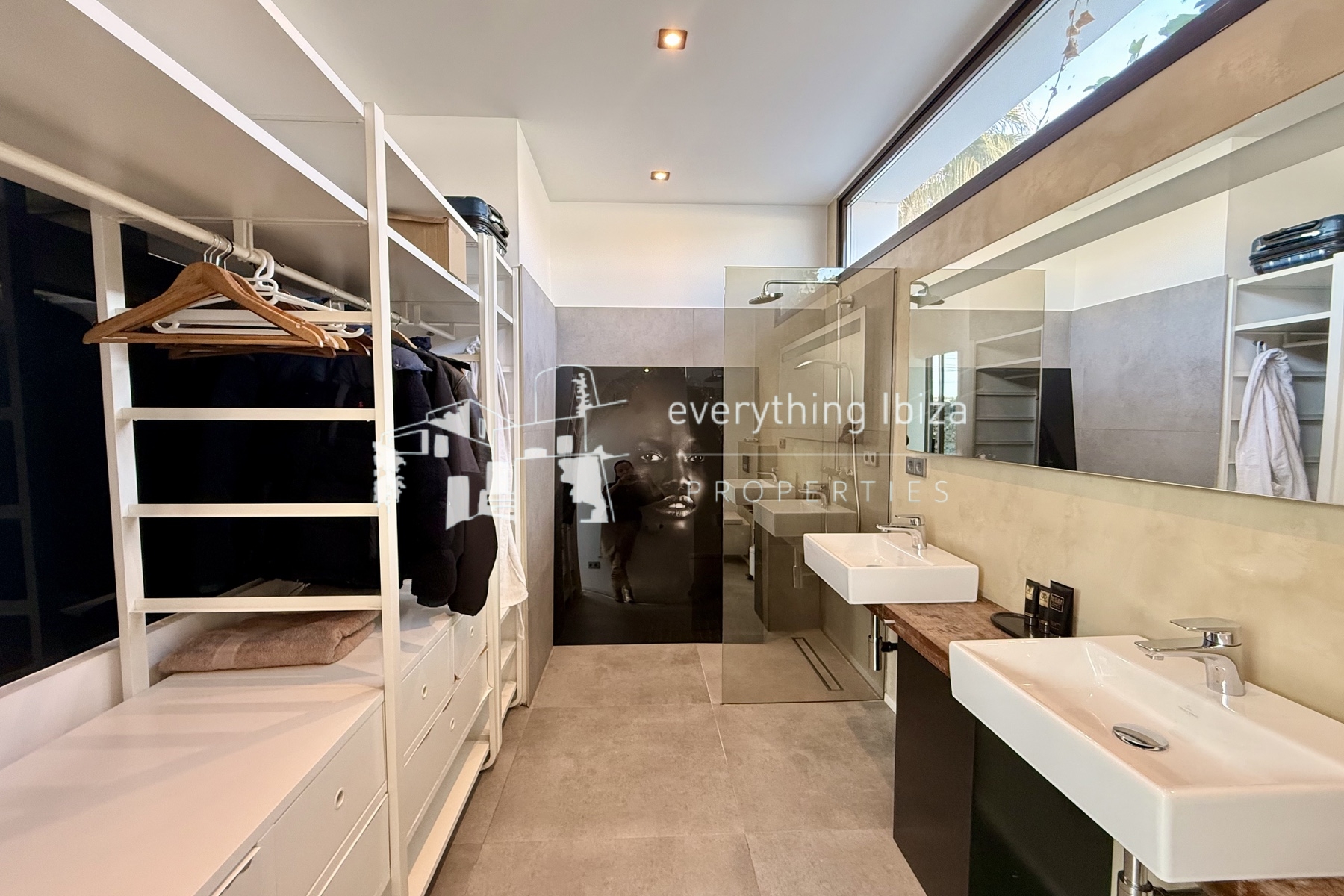 Super Ground Floor 3 Bed Apartment with Private Pool in Central San Jose Village by everything ibiza Properties - ref. 1881