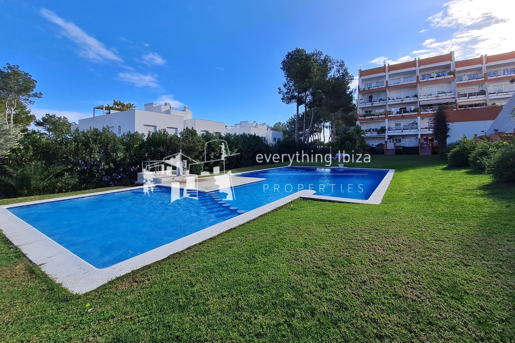Modern 3 Bed Duplex Apartment Close to Stunning Nearby Beaches and San Carlos Village by everything ibiza Properties - ref. 1882
