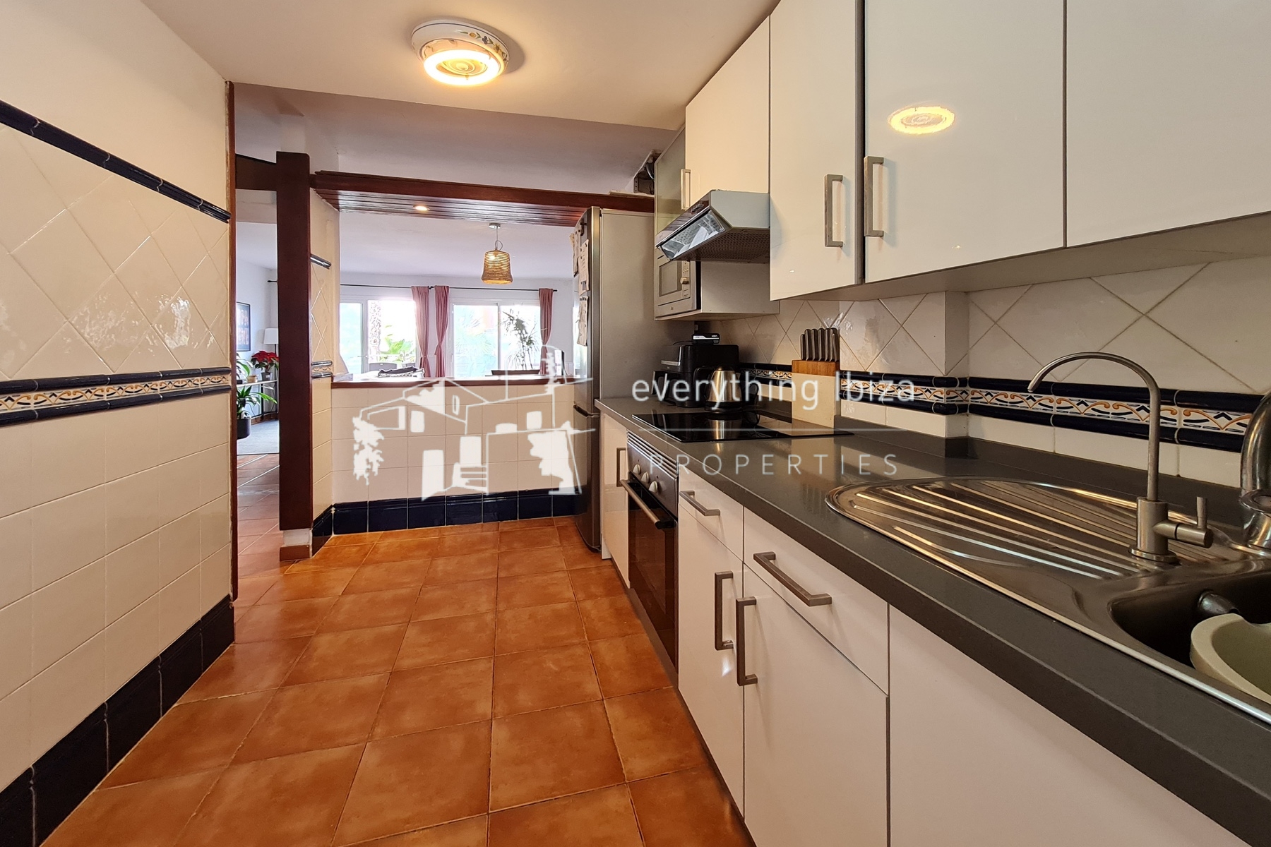 Modern 3 Bed Duplex Apartment Close to Stunning Nearby Beaches and San Carlos Village by everything ibiza Properties - ref. 1882