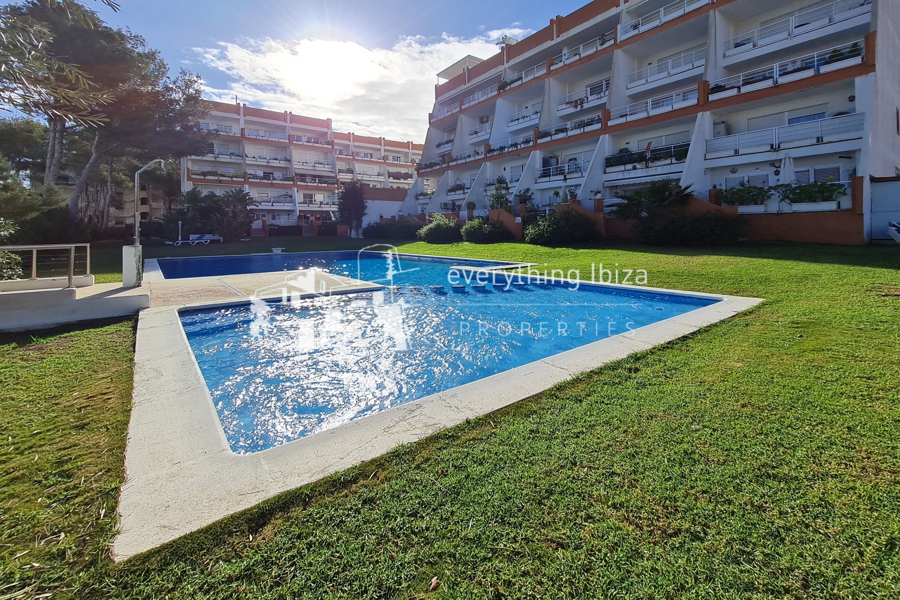 Modern 3 Bed Duplex Apartment Close to Stunning Nearby Beaches and San Carlos Village by everything ibiza Properties - ref. 1882