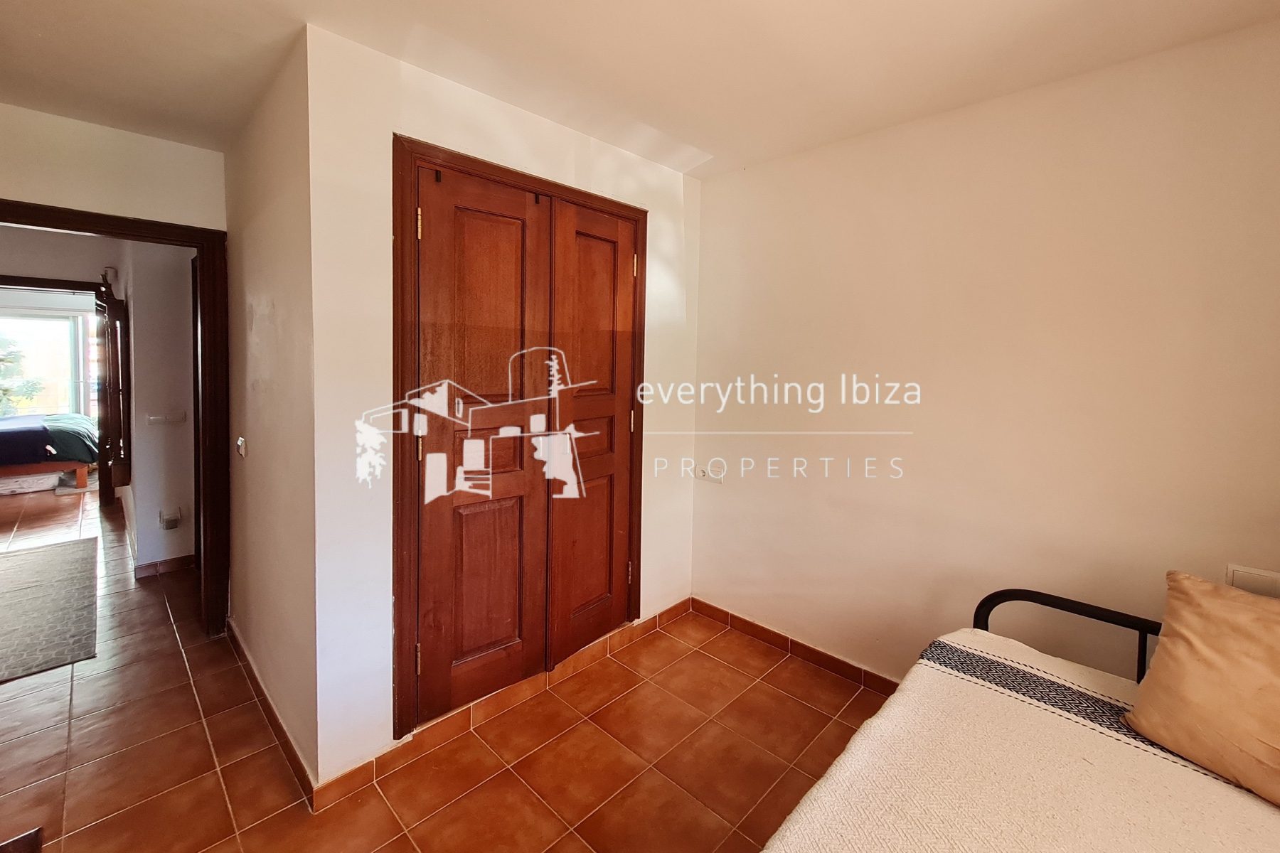 Modern 3 Bed Duplex Apartment Close to Stunning Nearby Beaches and San Carlos Village by everything ibiza Properties - ref. 1882