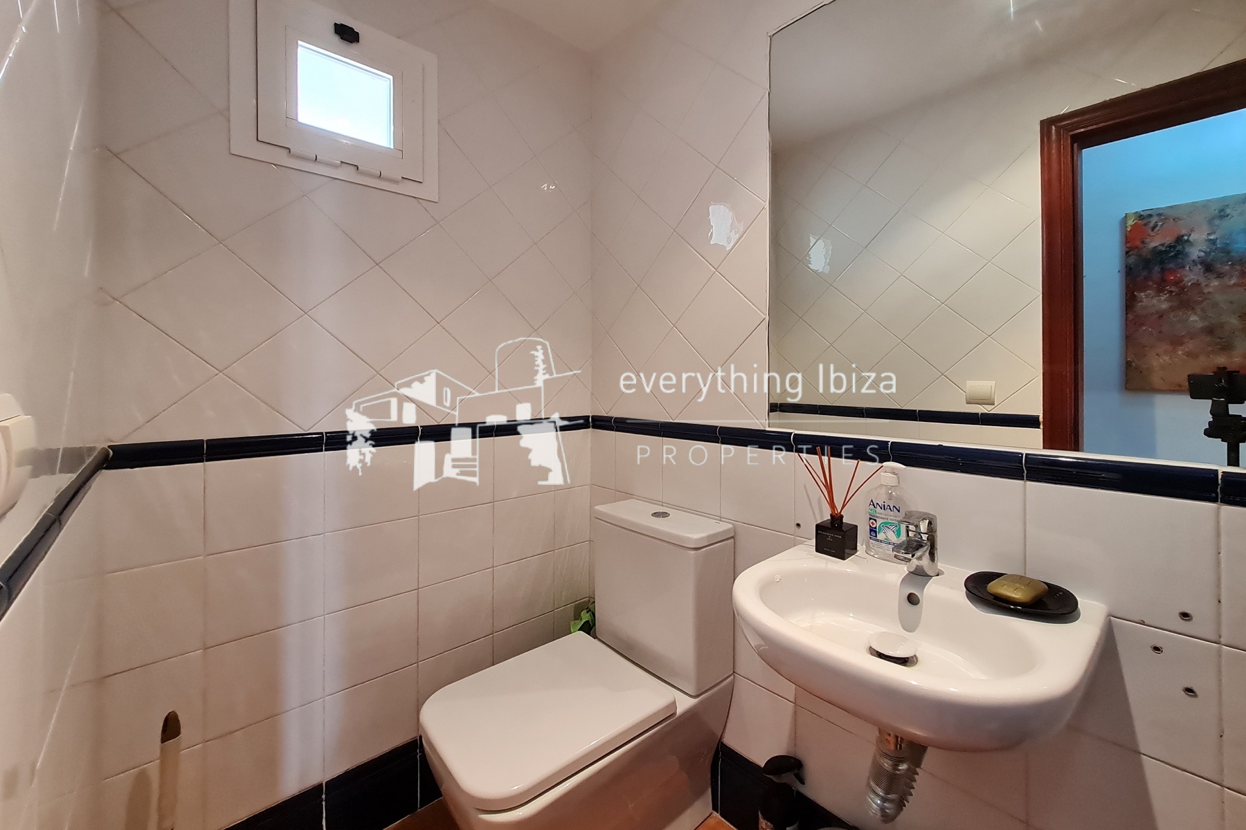 Modern 3 Bed Duplex Apartment Close to Stunning Nearby Beaches and San Carlos Village by everything ibiza Properties - ref. 1882
